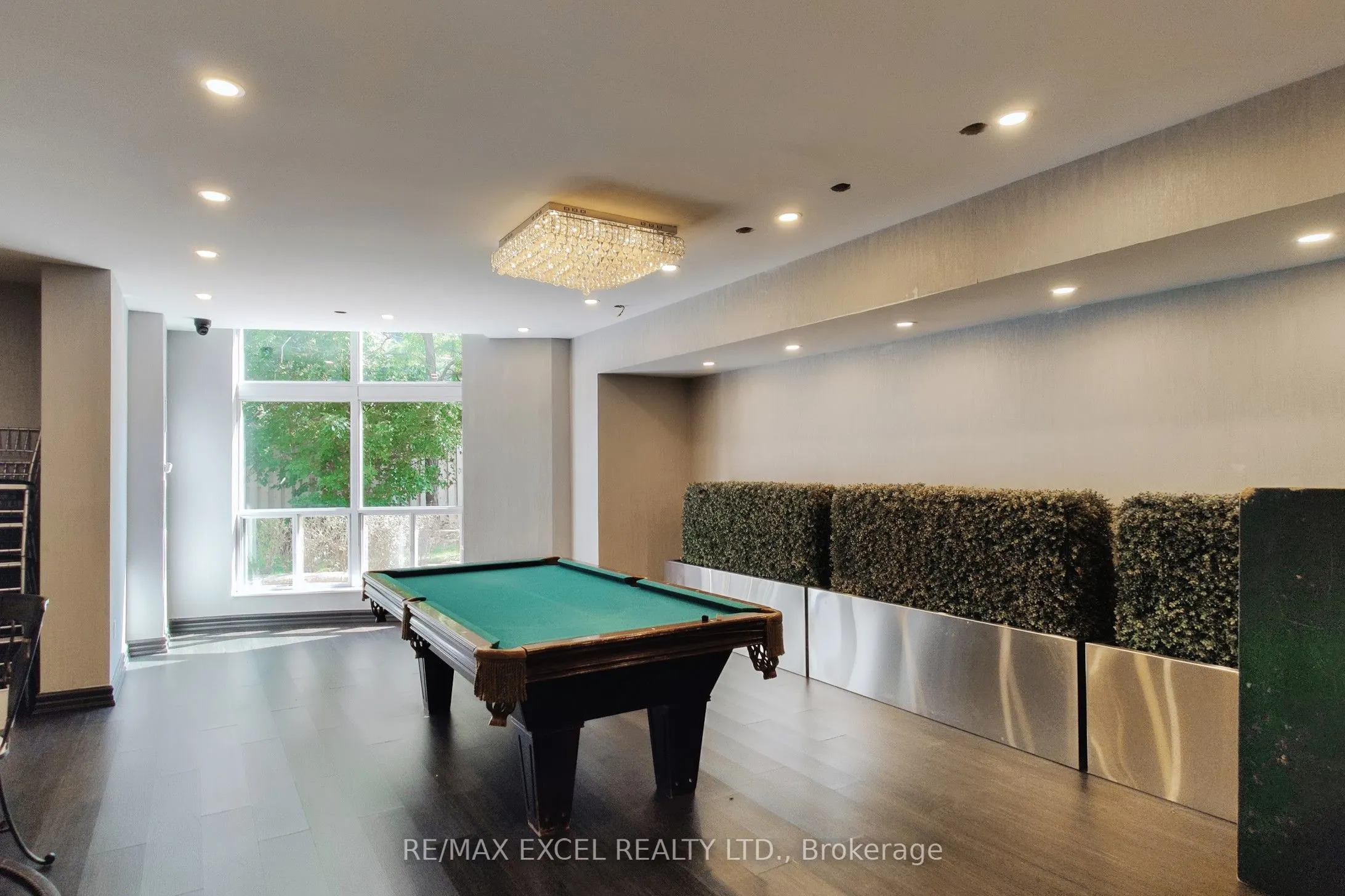 23 Lorraine Drive, #906