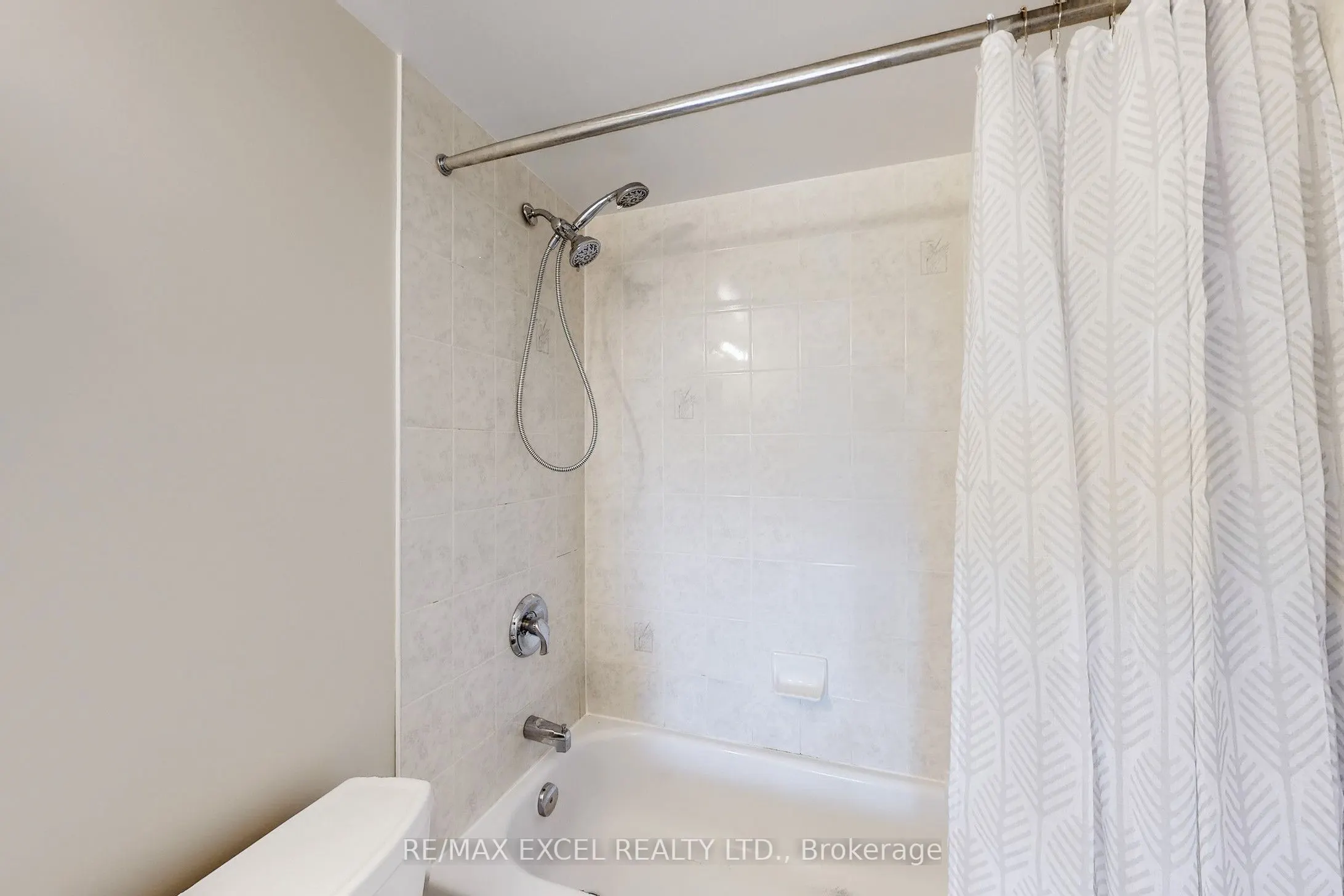 23 Lorraine Drive, #906