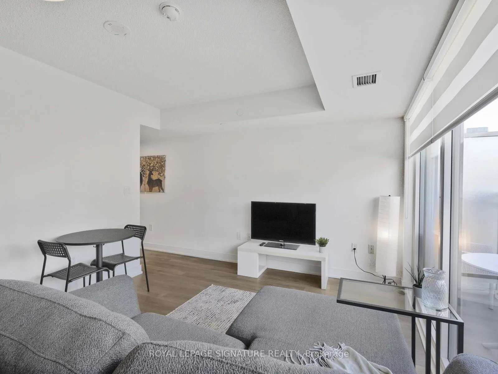 89 McGill Street, #1912