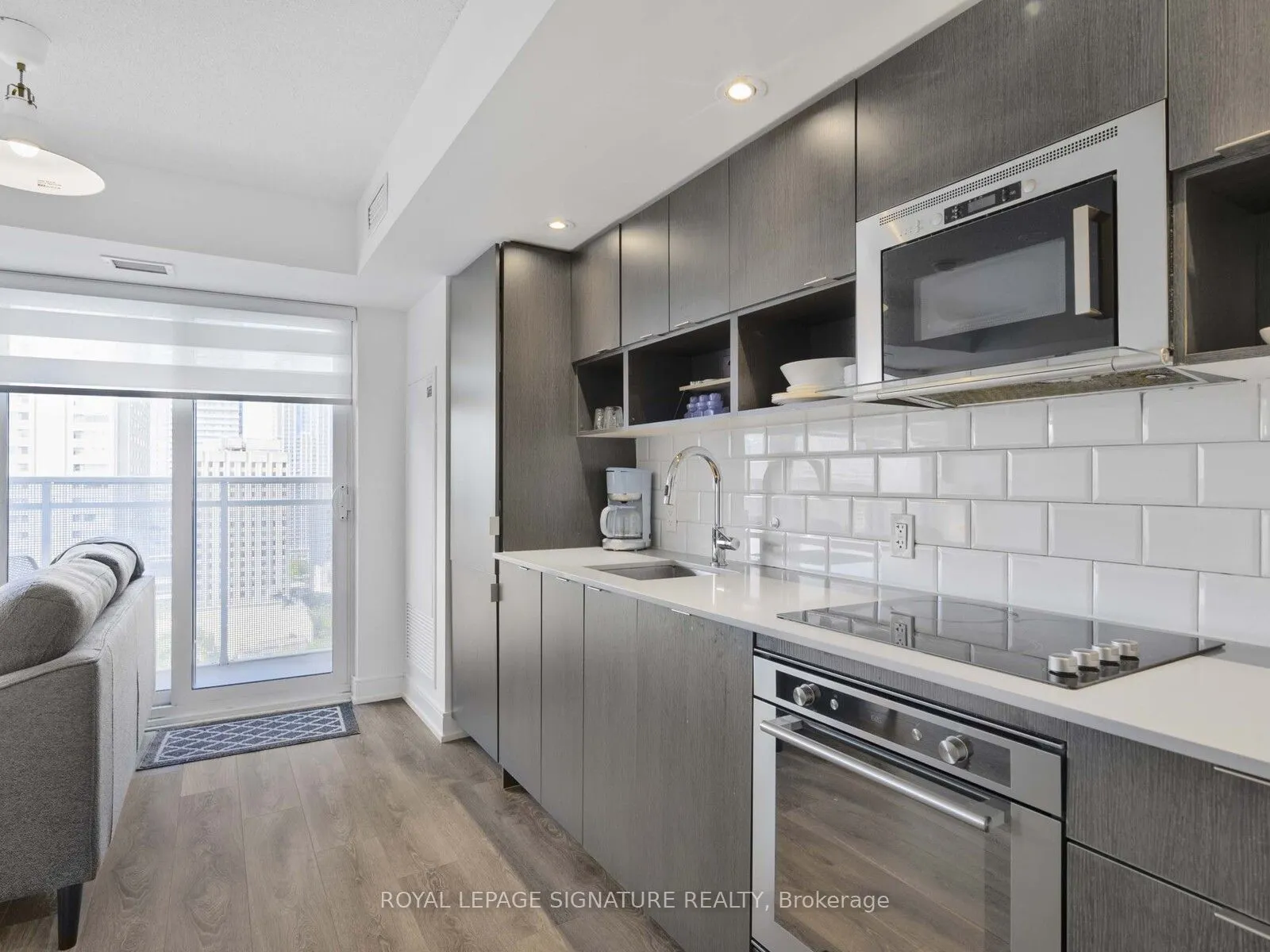 89 McGill Street, #1912