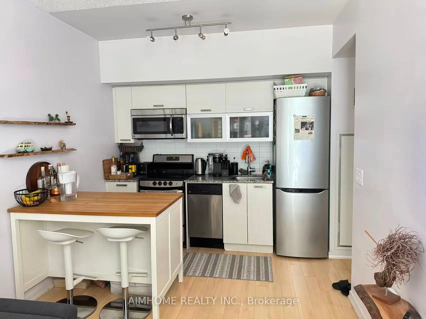 36 Lisgar Street, #809E
