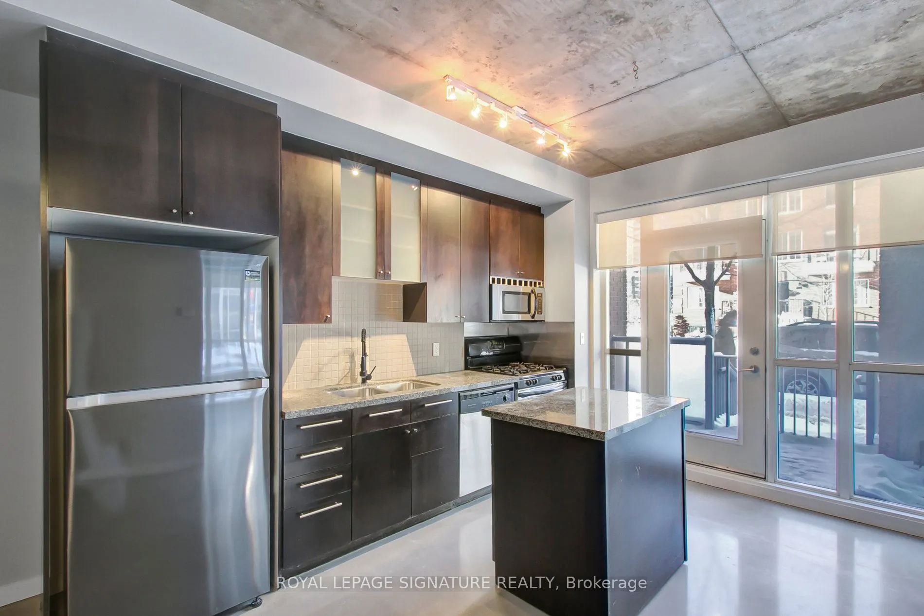1 Shaw Street, #126