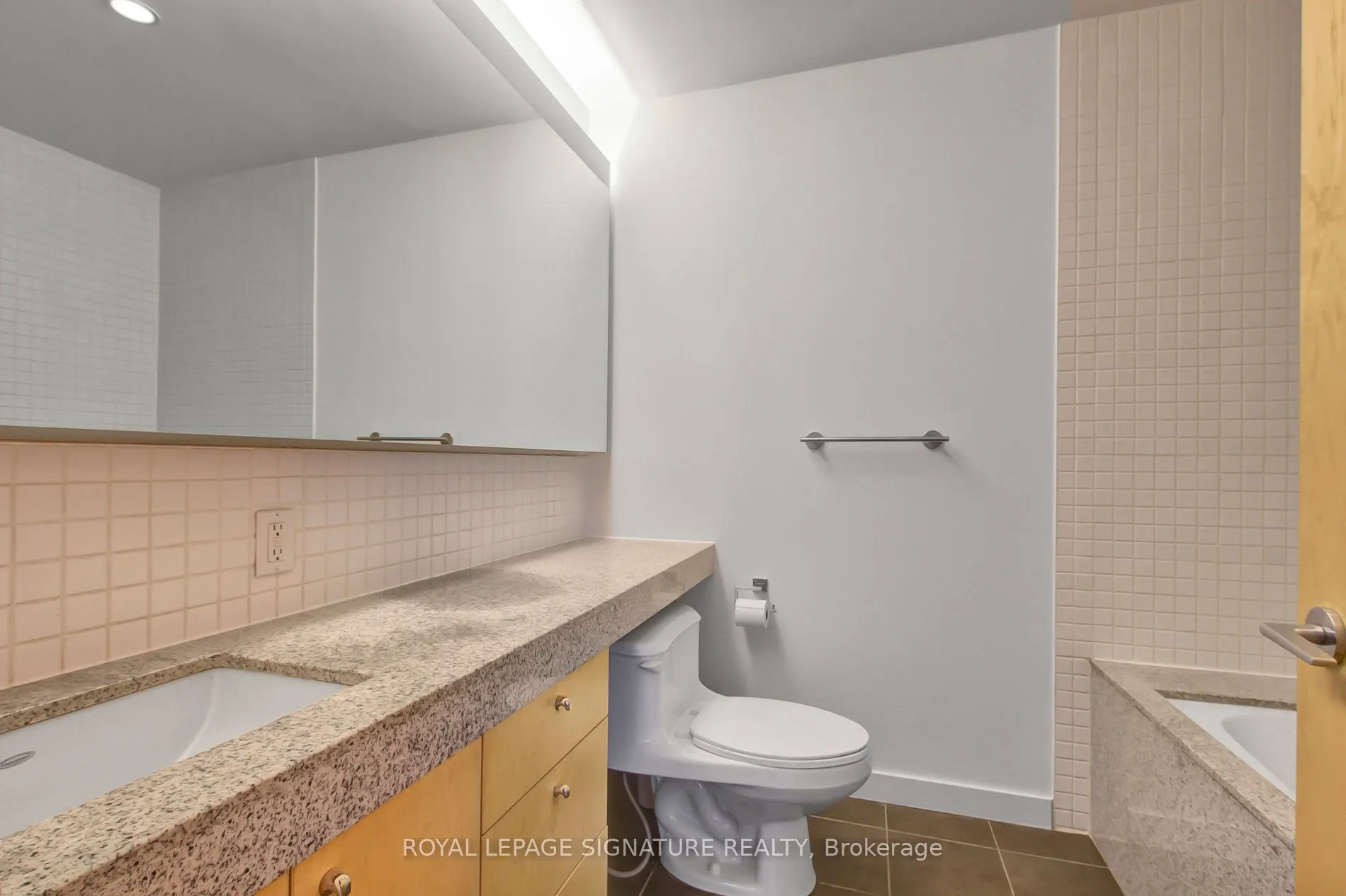 1 Shaw Street, #126