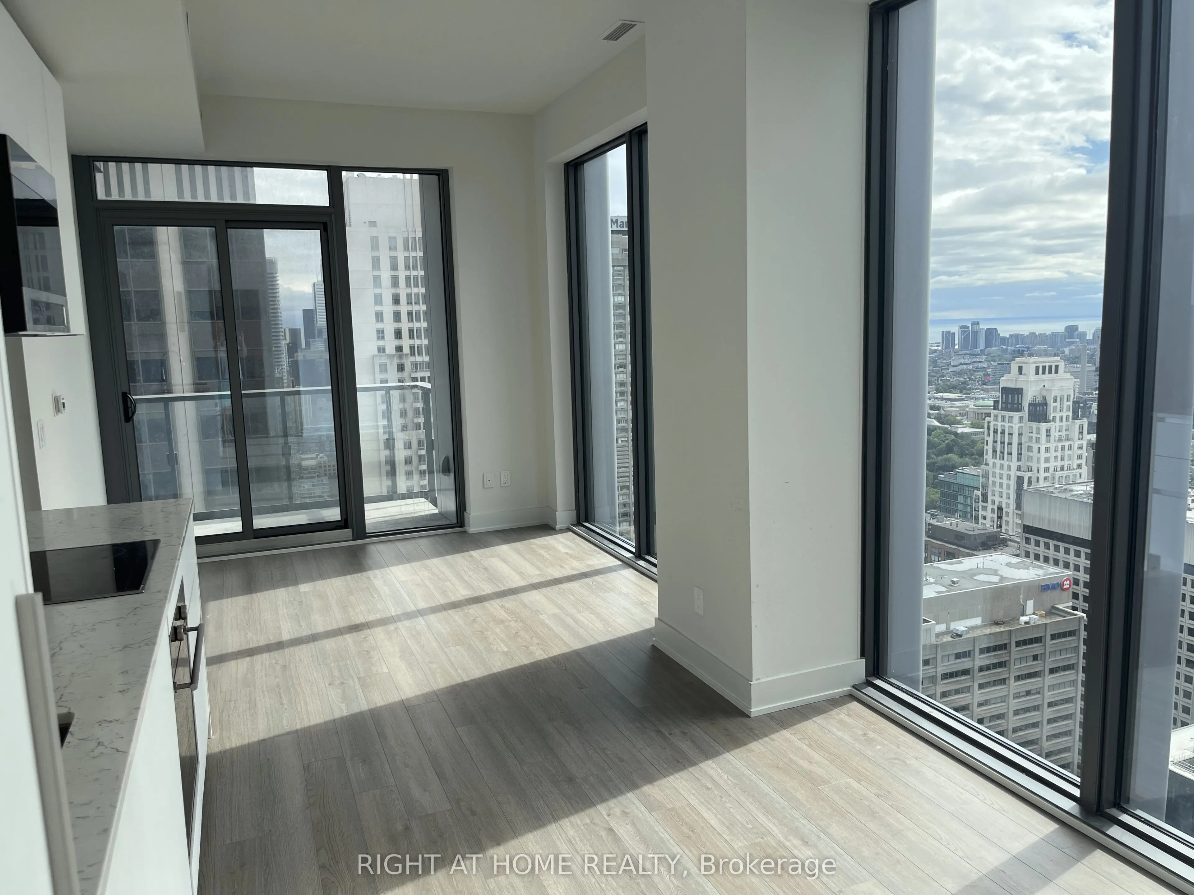8 Cumberland Street, #4203