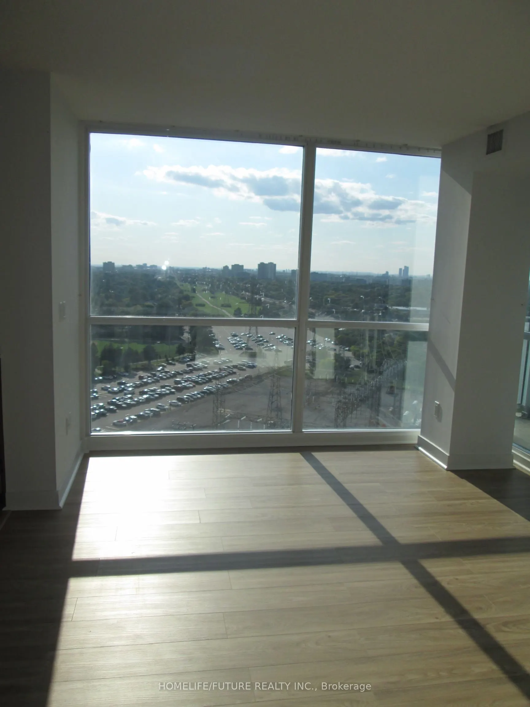 5740 Yonge Street, #1704