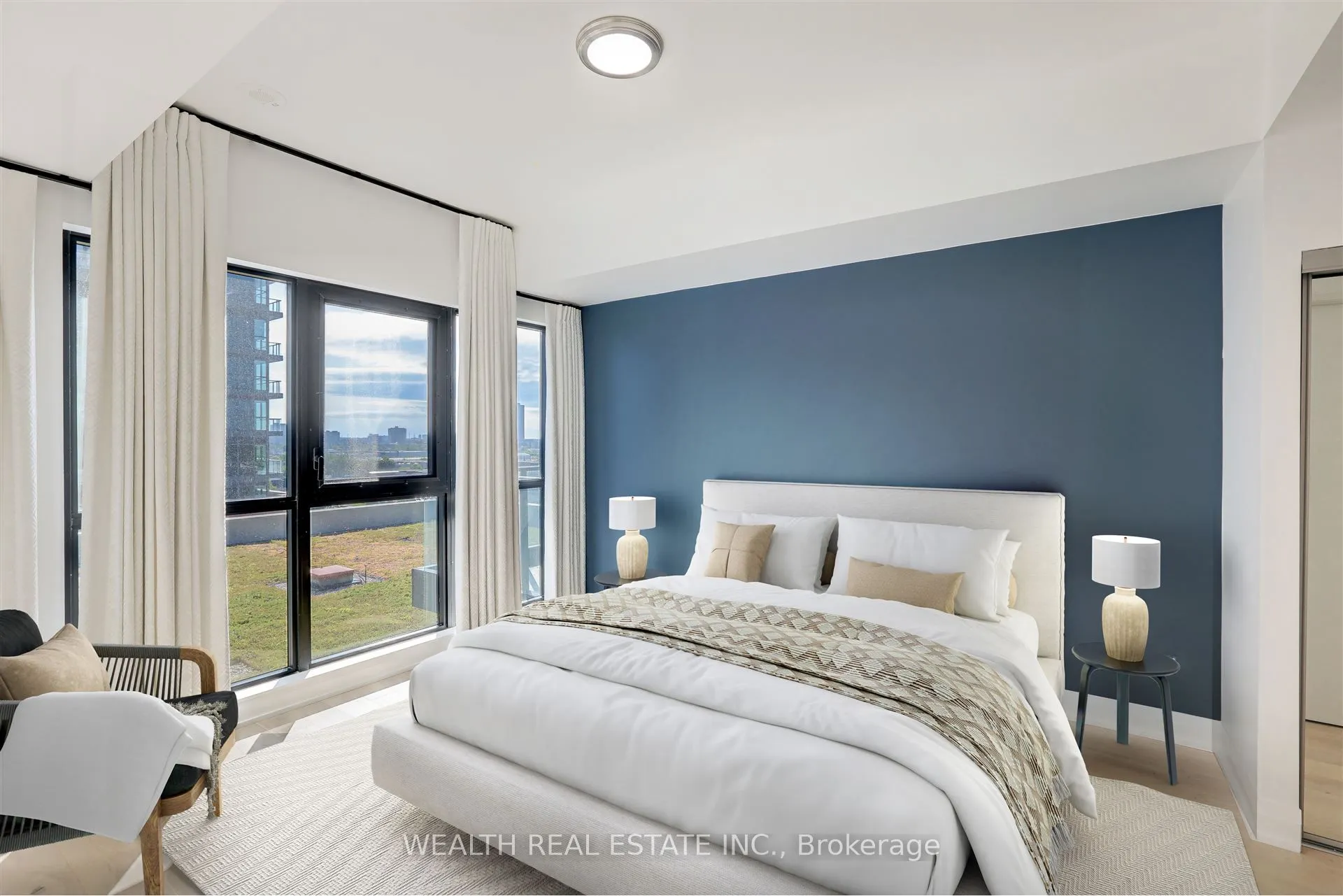 33 Frederick Todd Way, #816