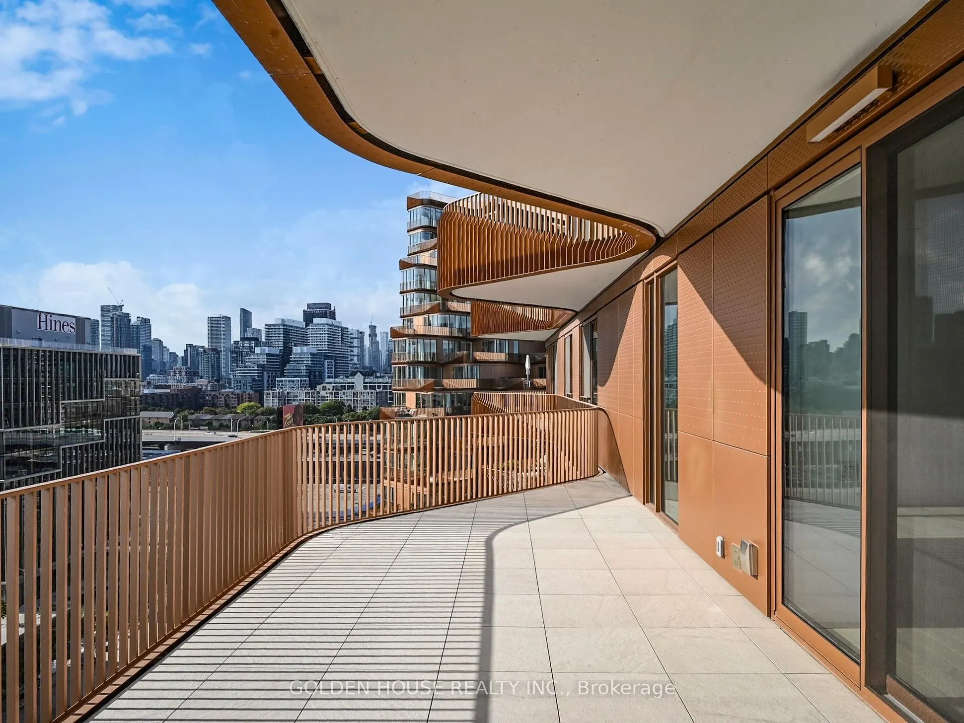 155 Merchants' Wharf, #1112