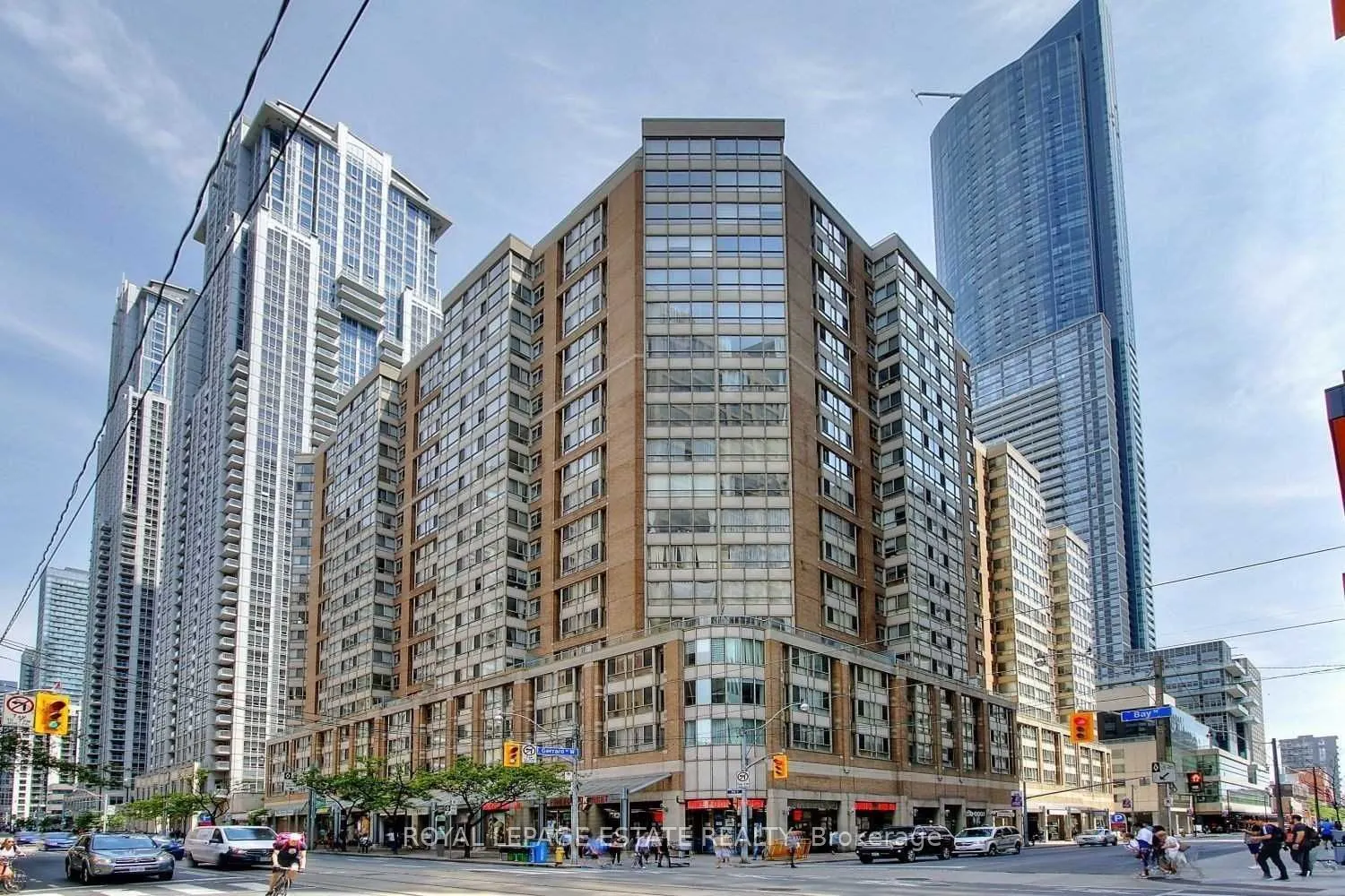 711 Bay Street, #1014
