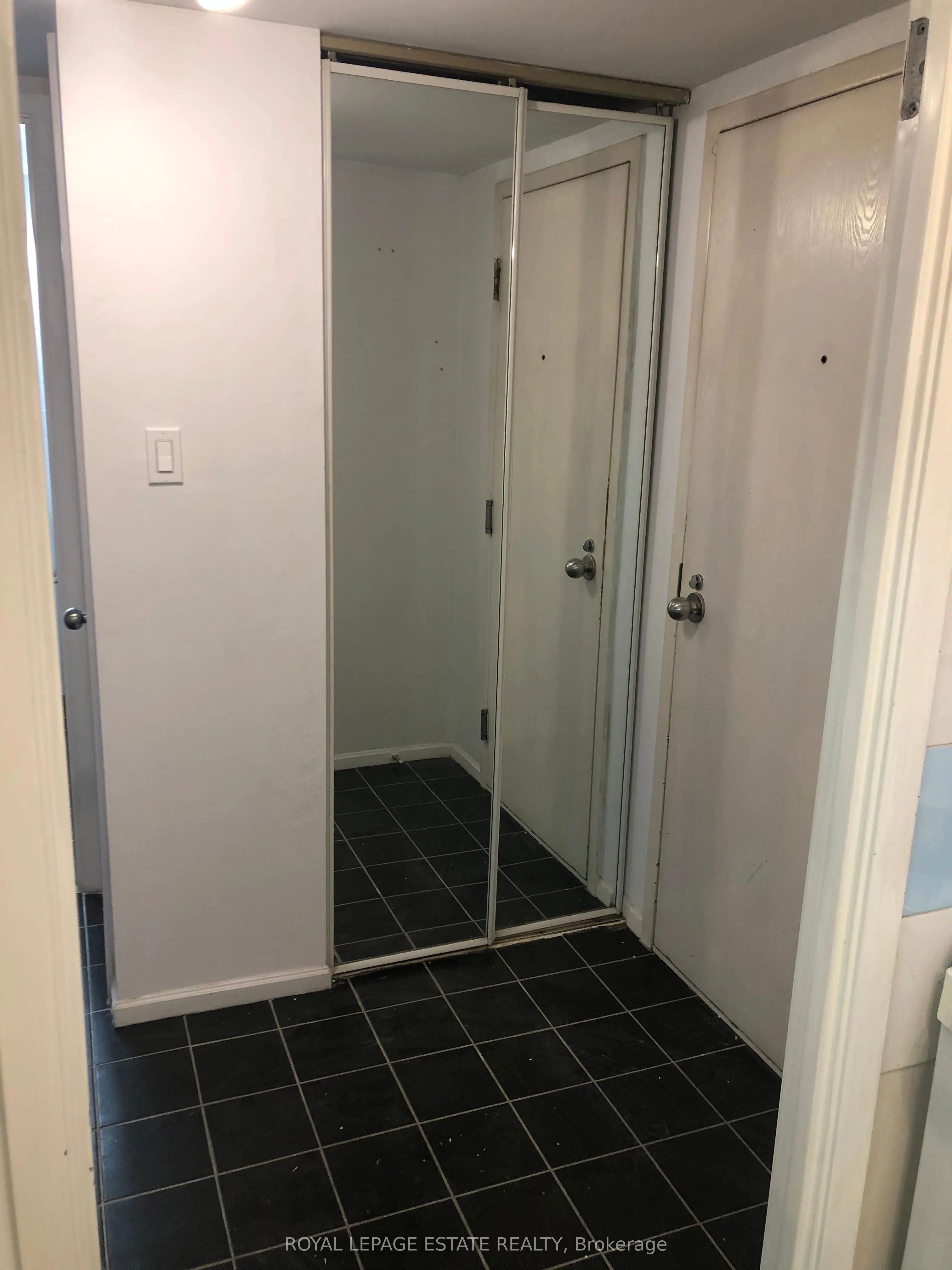 711 Bay Street, #1014