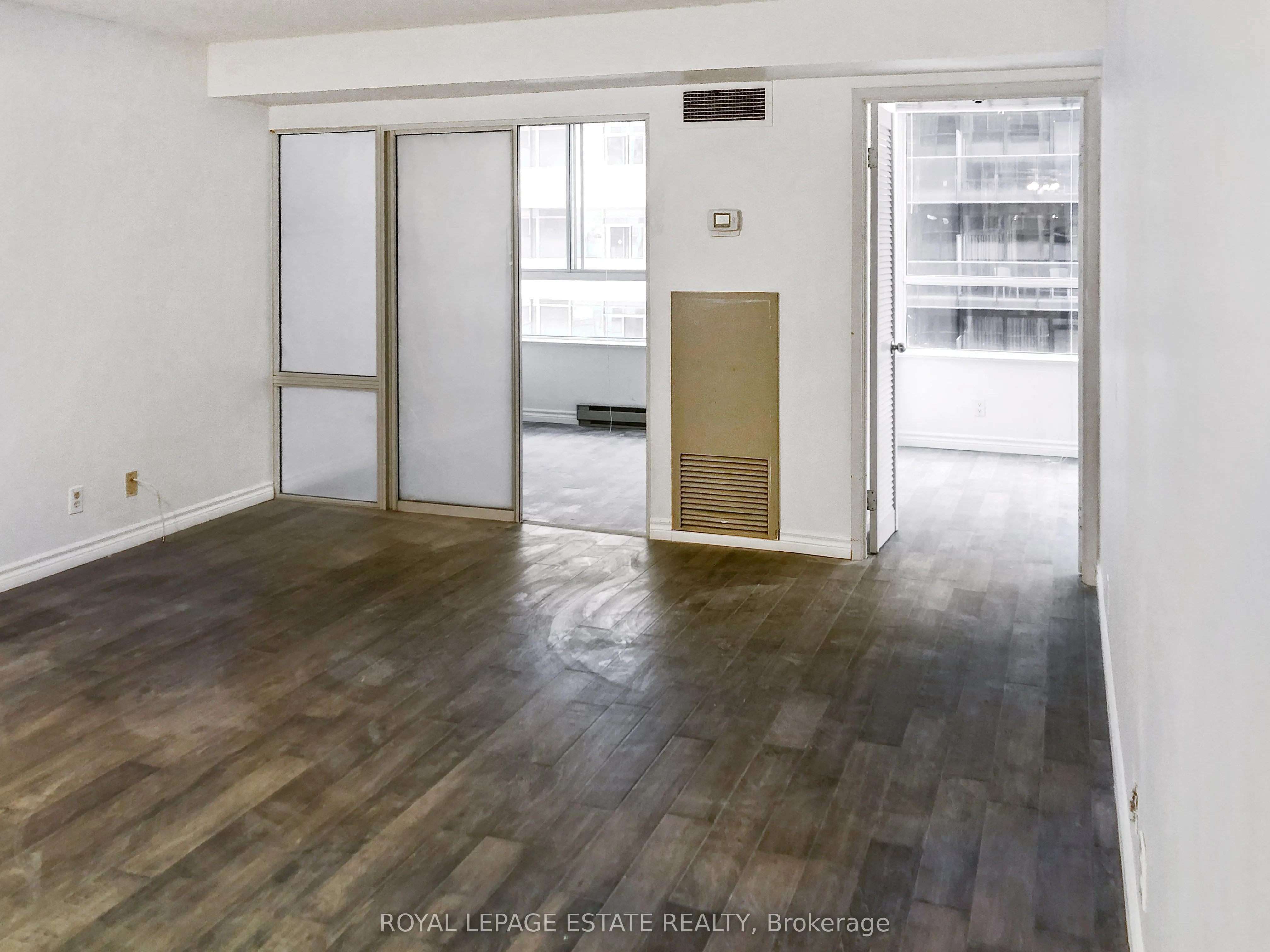 711 Bay Street, #1014