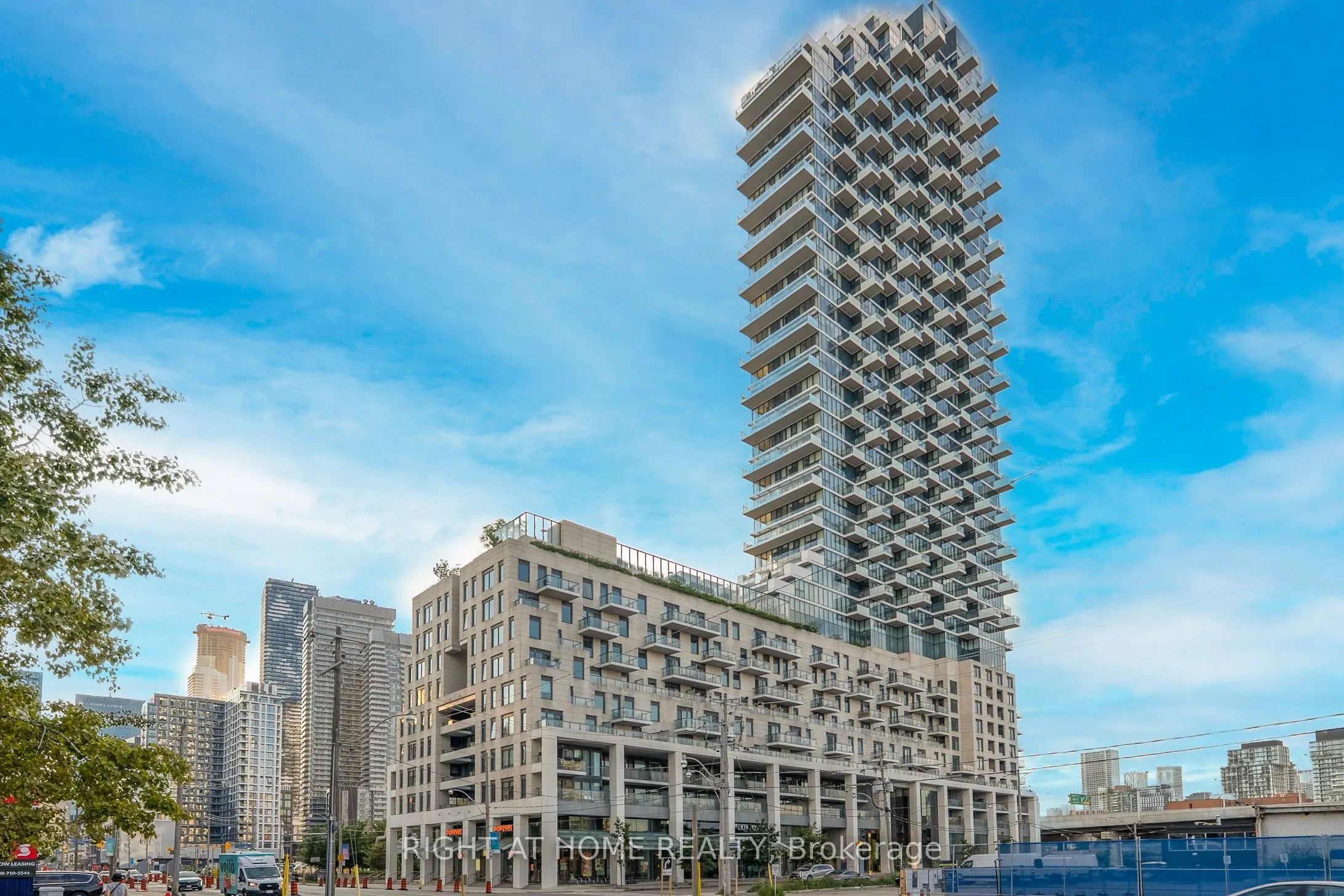 12 Bonnycastle Street, #401