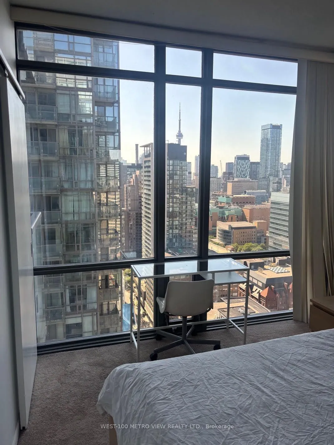 37 Grosvenor Street, #3001