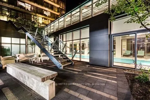 37 Grosvenor Street, #3001