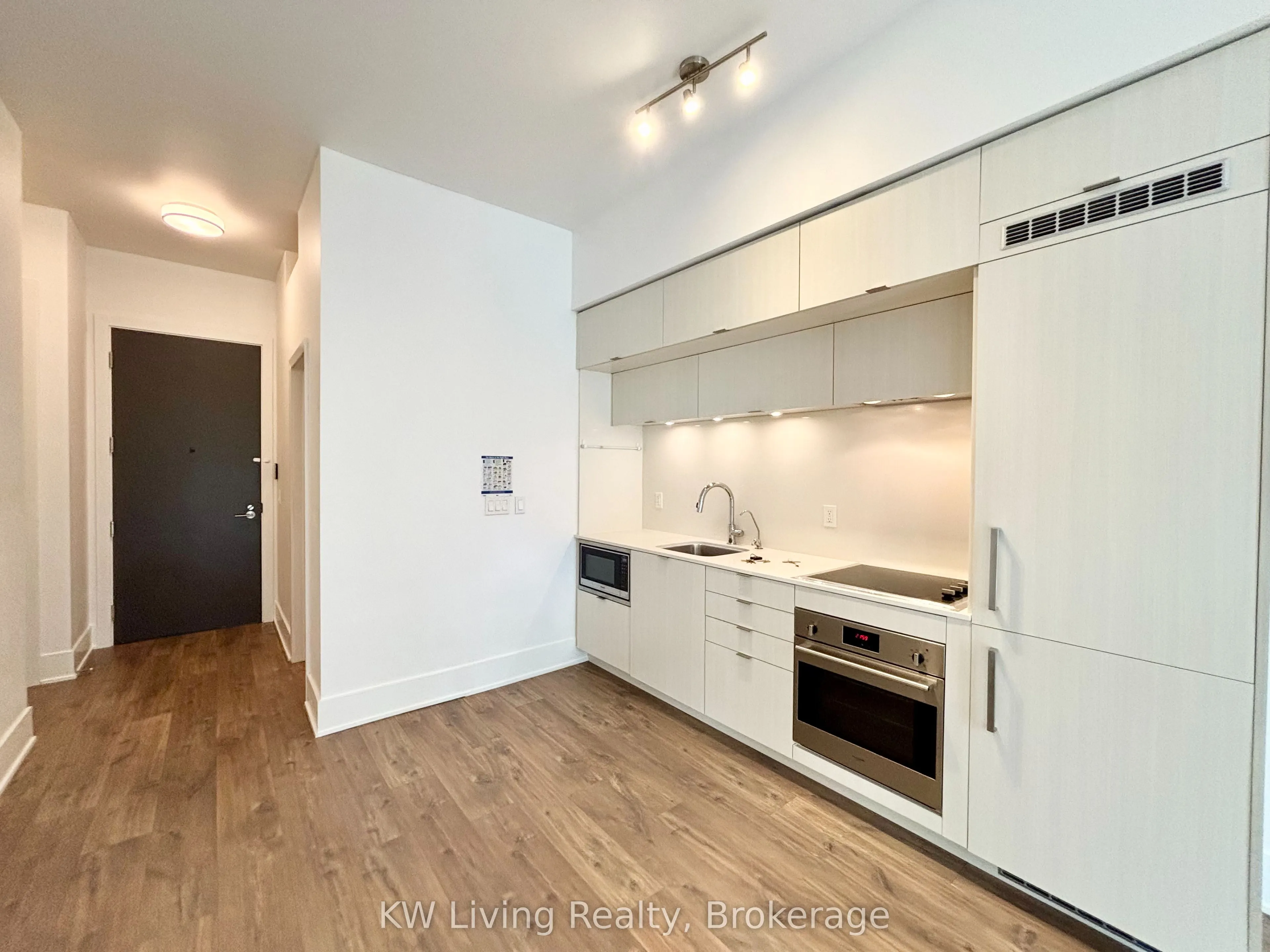 38 Cameron Street, #214