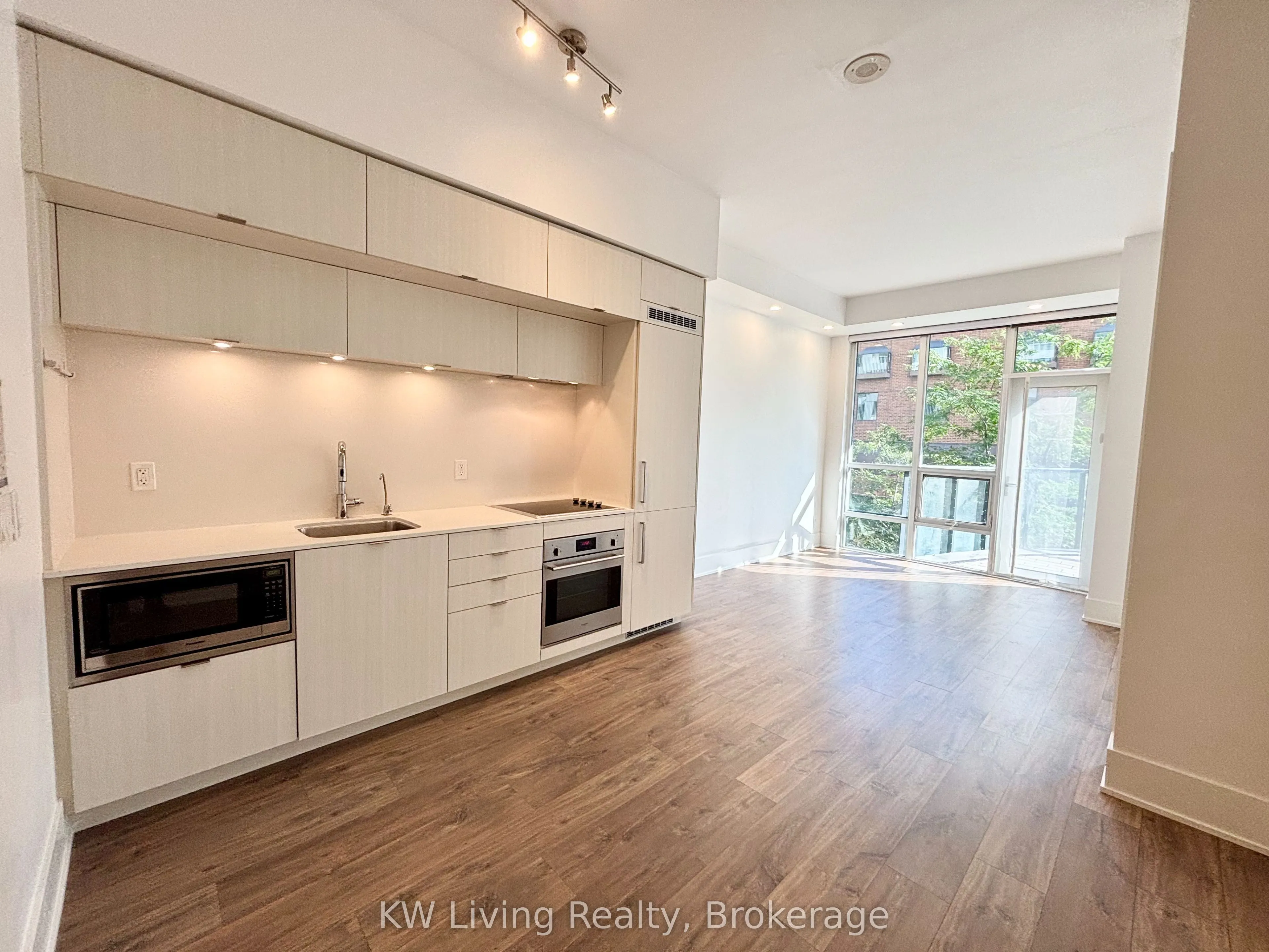 38 Cameron Street, #214