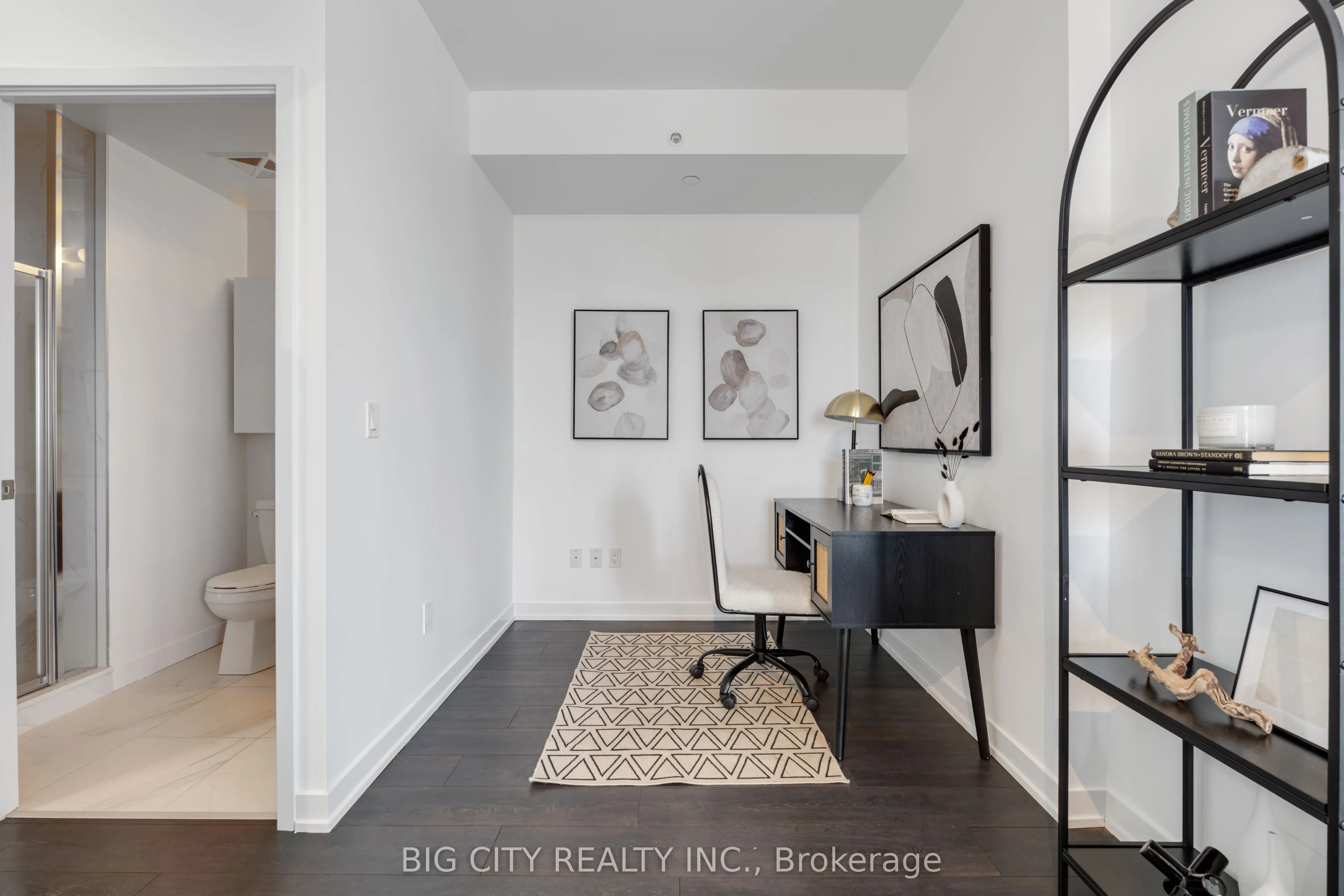 31 Tippett Road, #1021