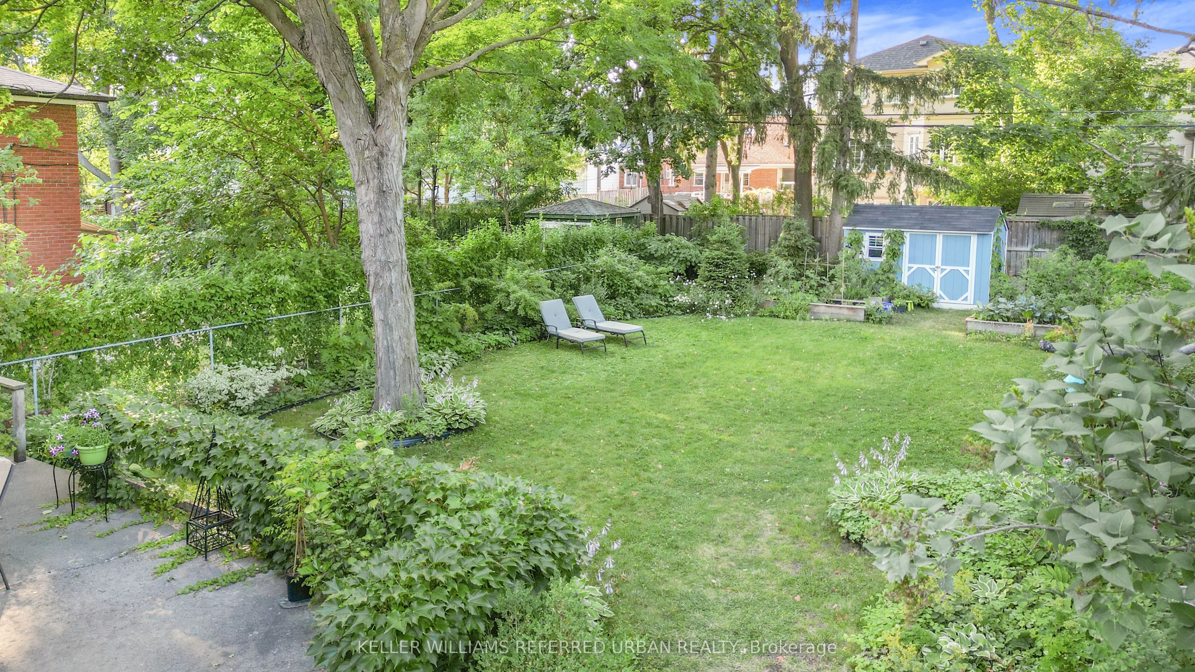90 Norton Avenue