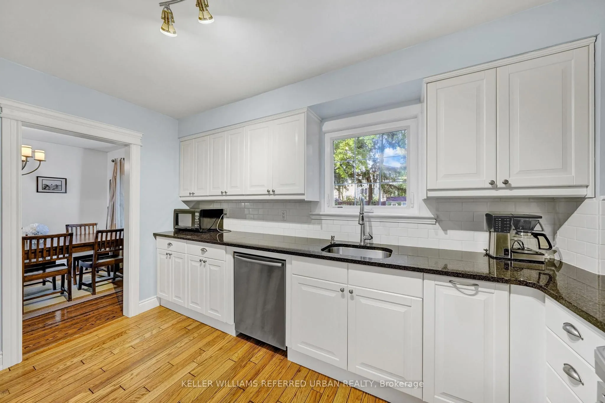 90 Norton Avenue
