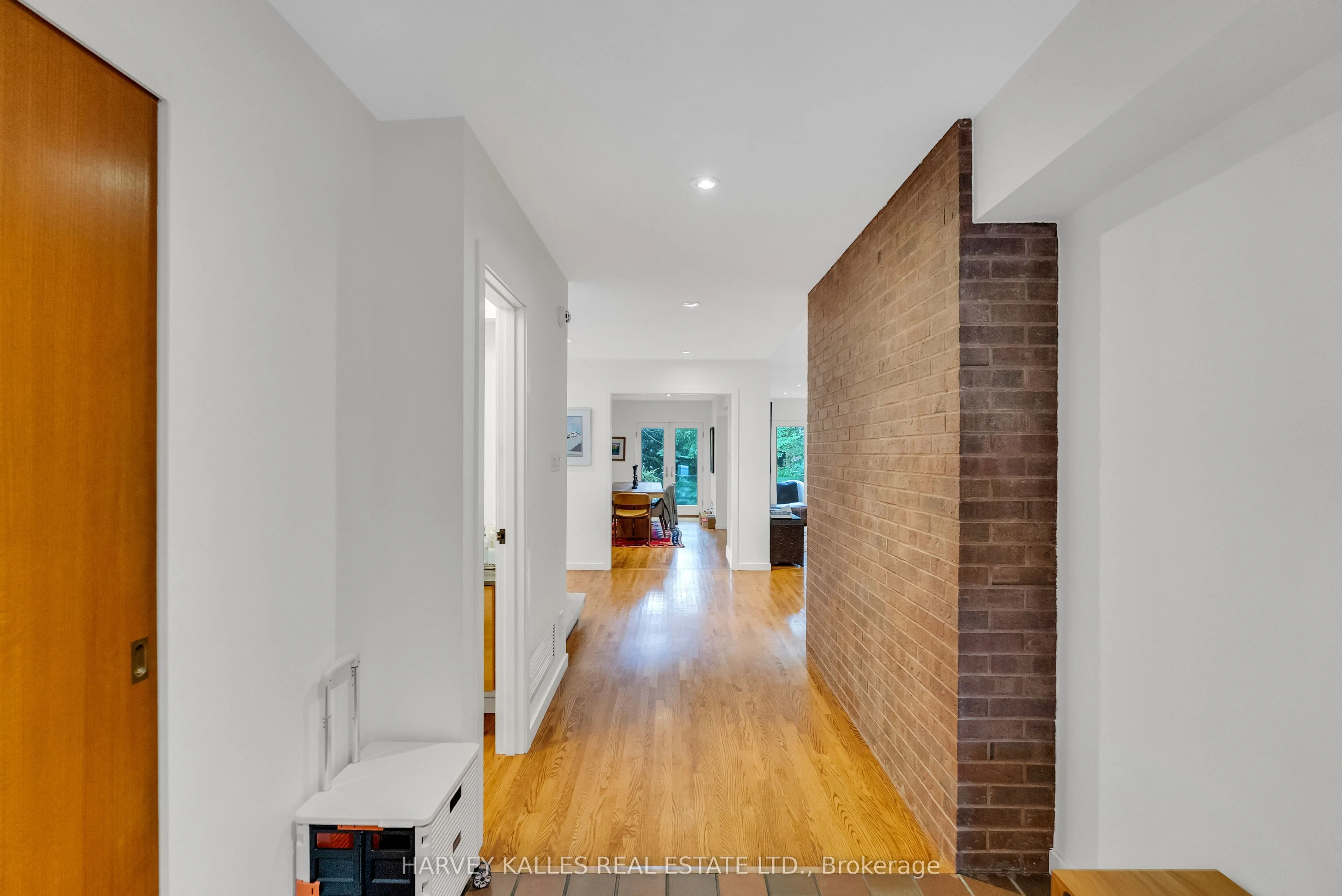 138 Rosewell Avenue