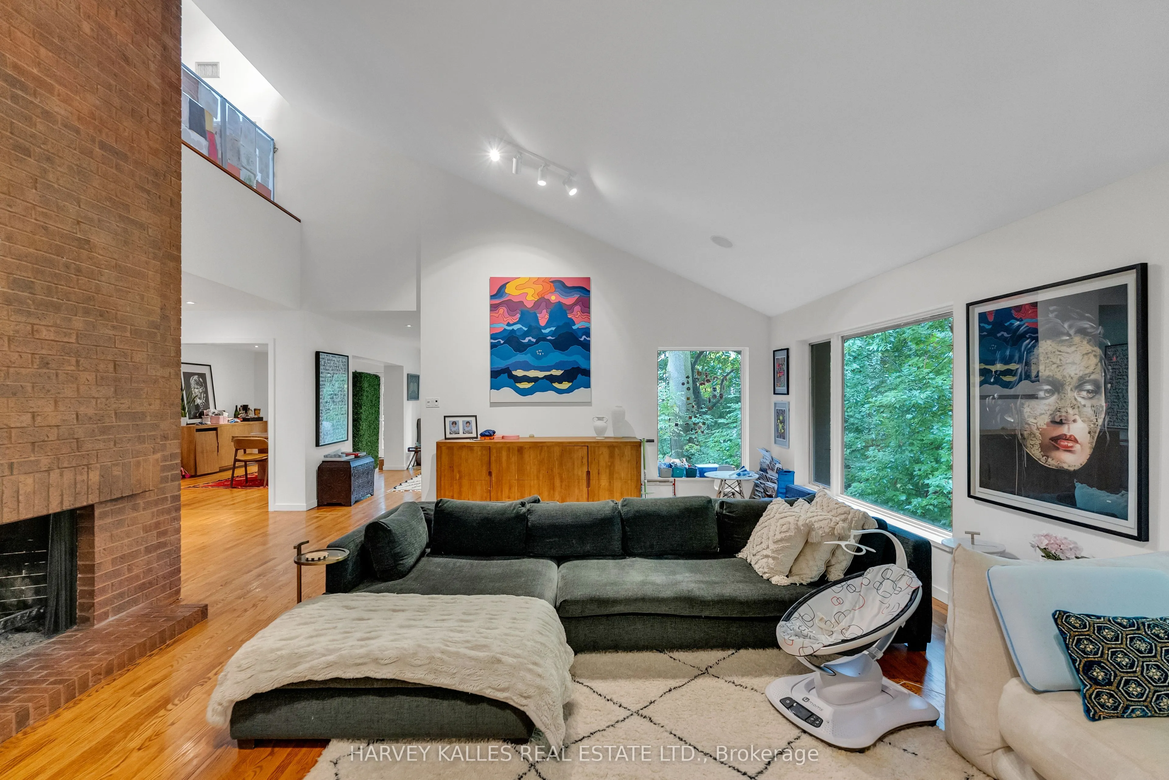 138 Rosewell Avenue