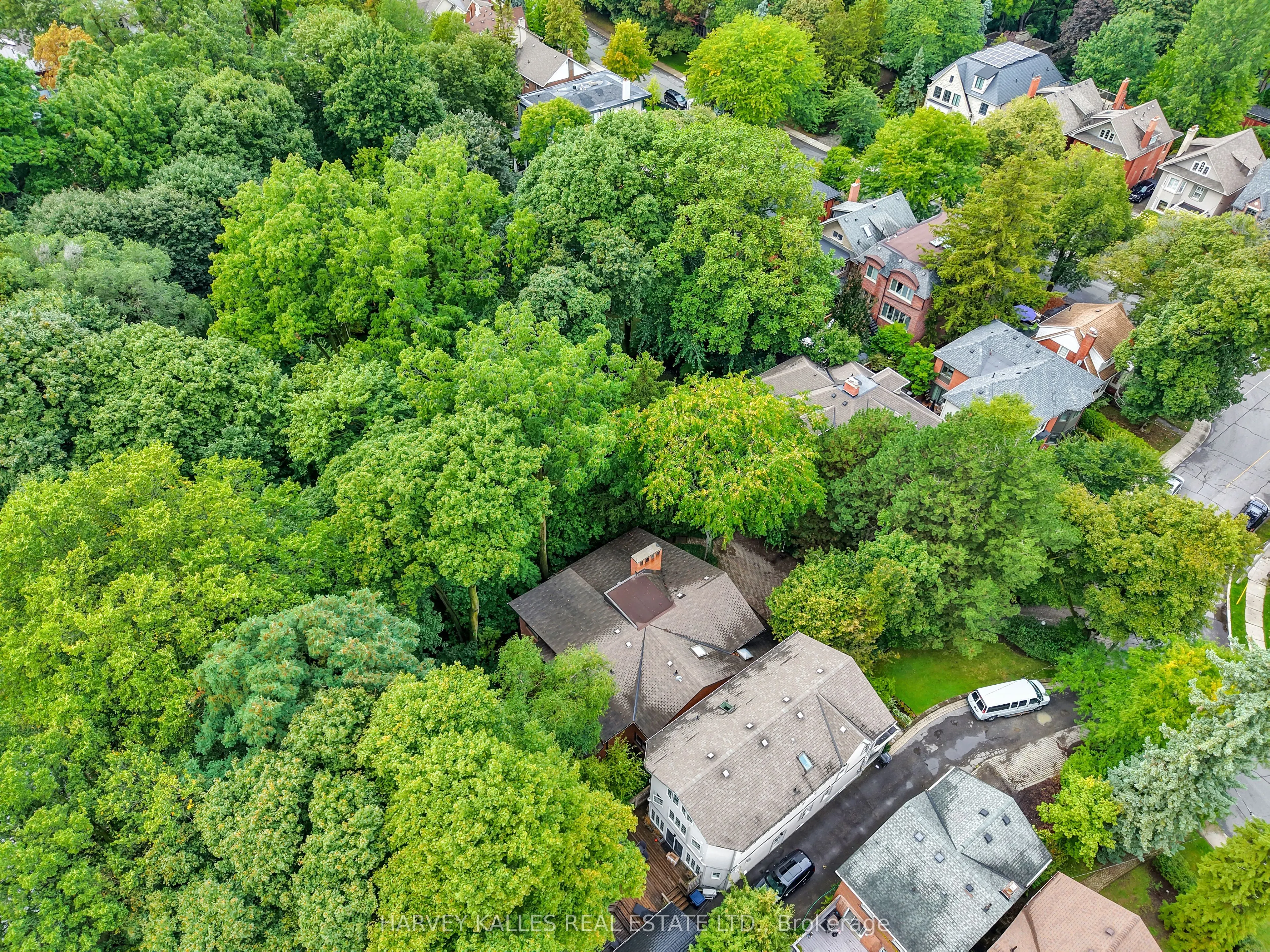 138 Rosewell Avenue