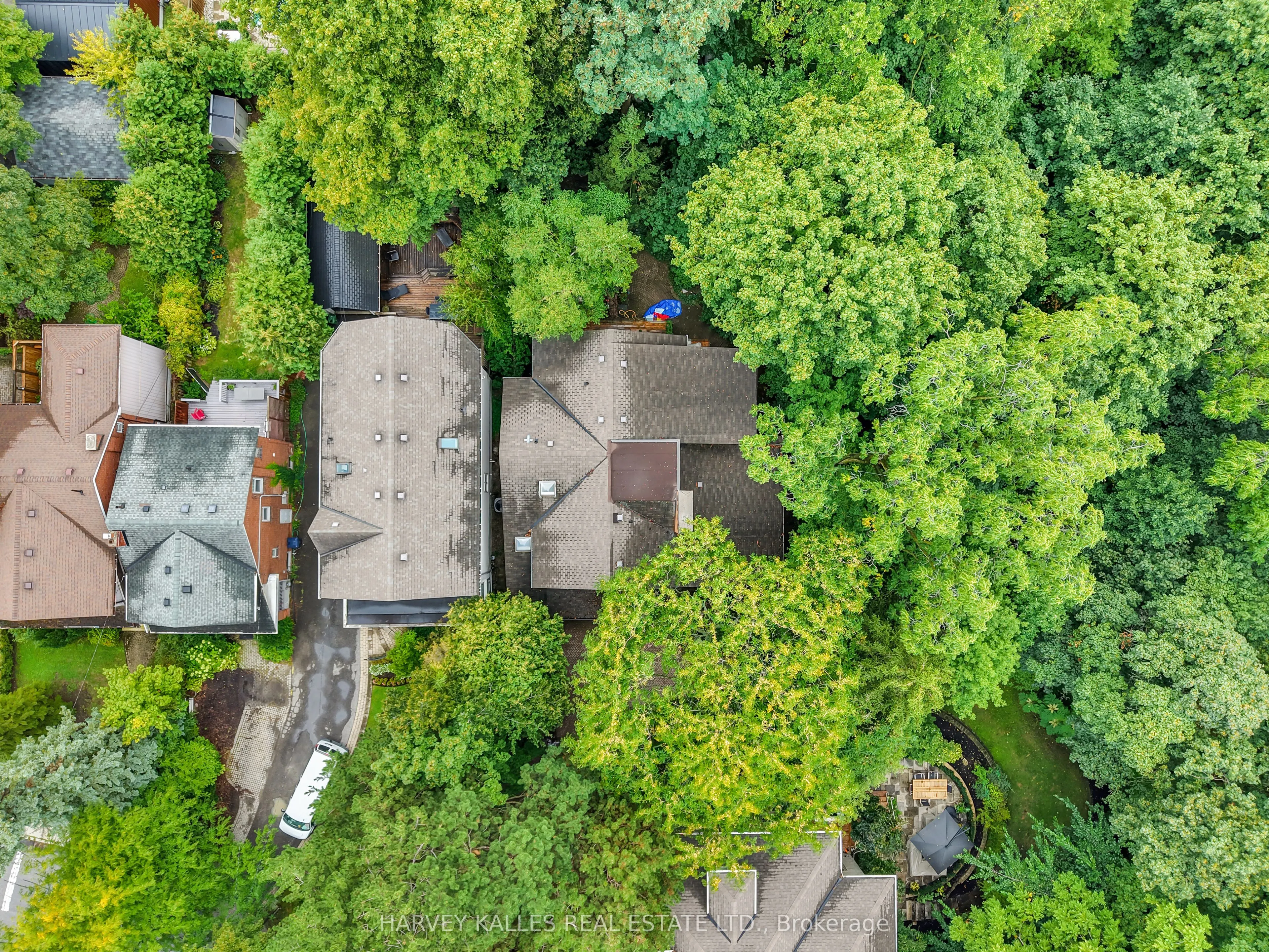 138 Rosewell Avenue