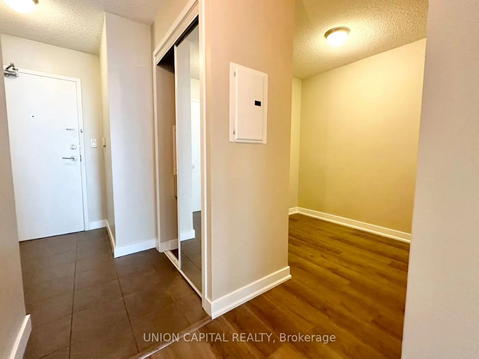 11 Brunel Court, #1212