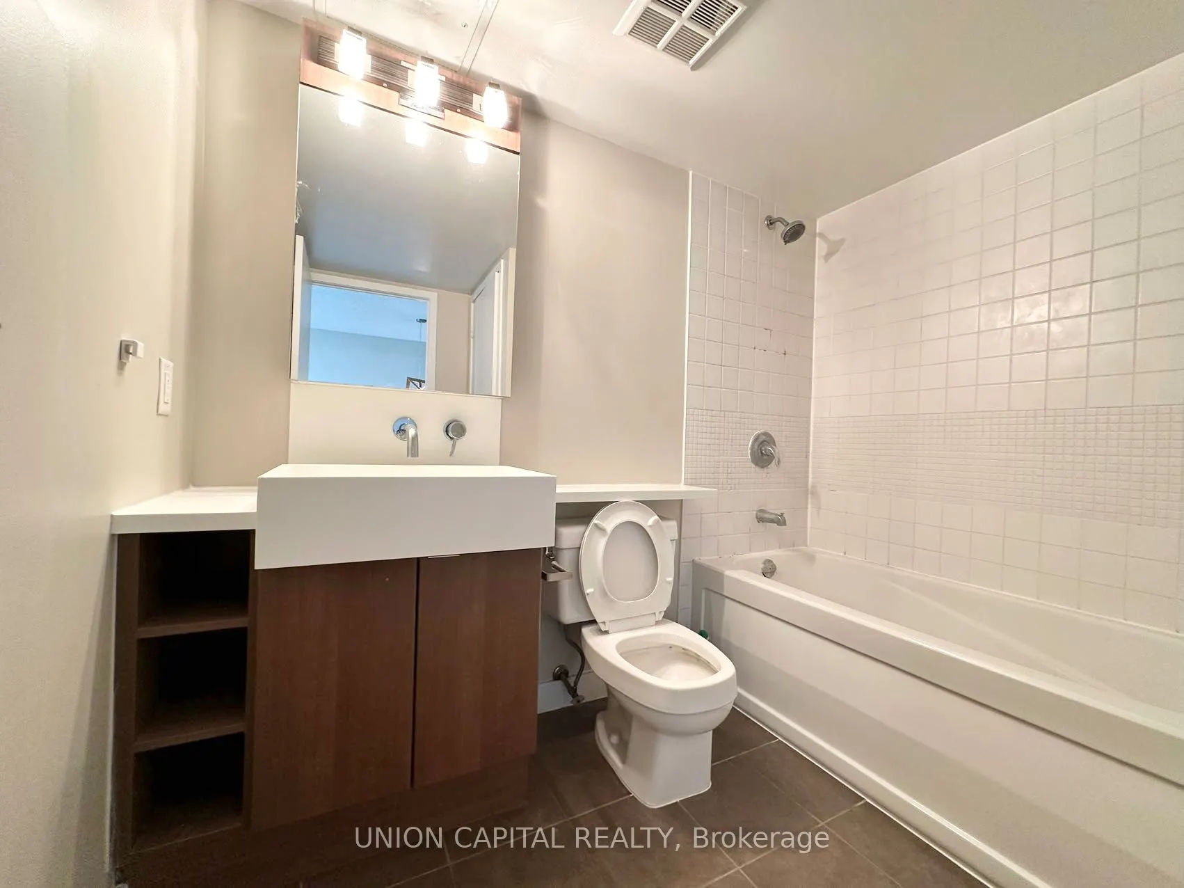 11 Brunel Court, #1212
