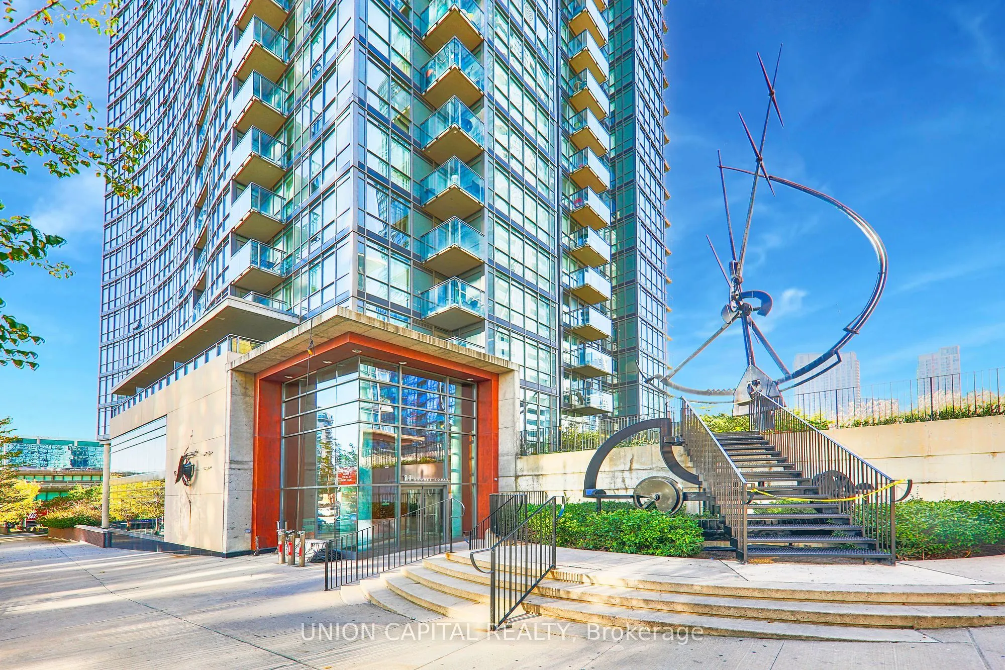 11 Brunel Court, #1212