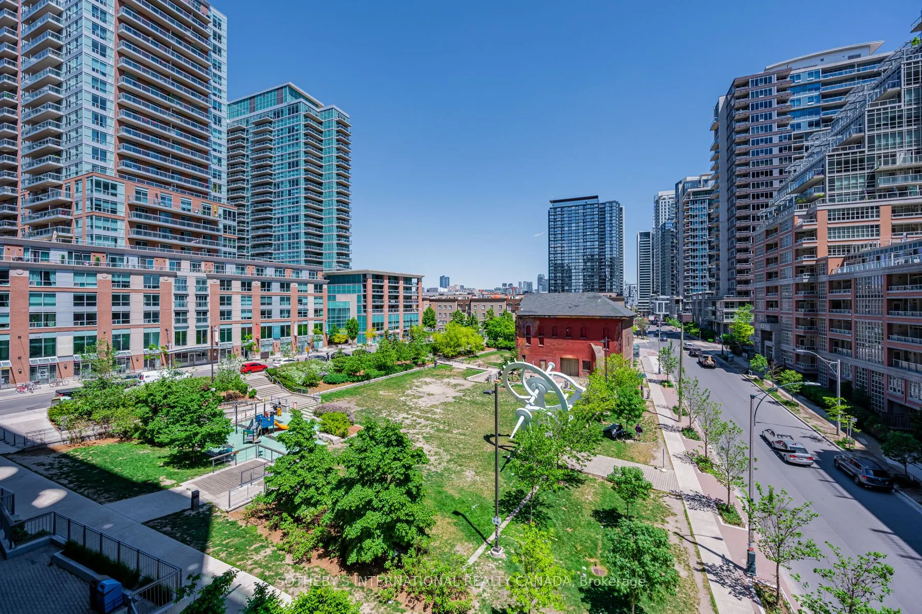 69 Lynn Williams Street, #404