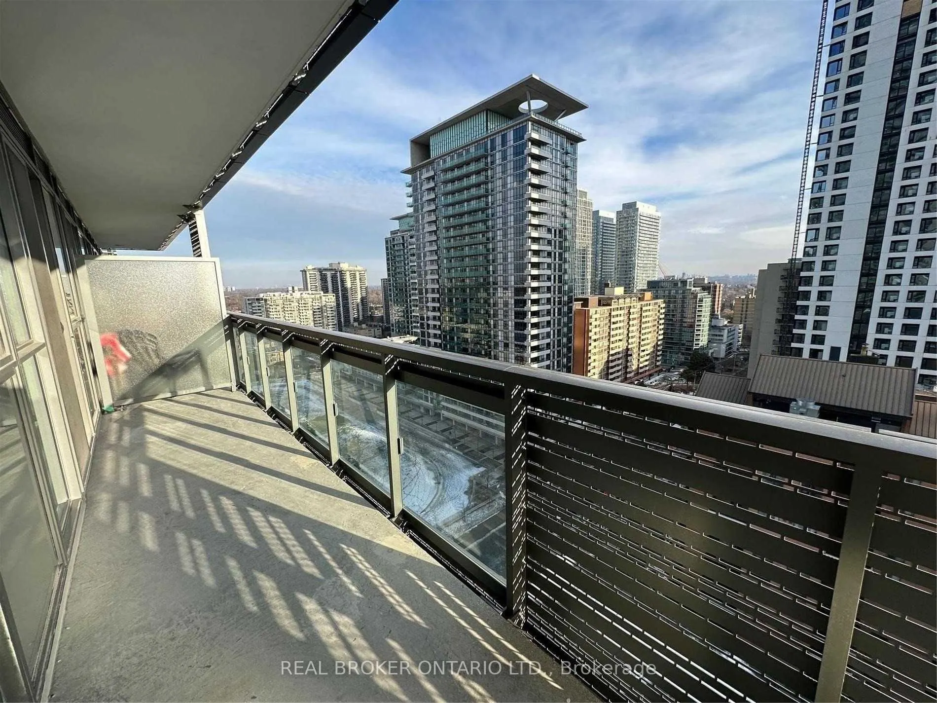 39 Roehampton Avenue, #1401