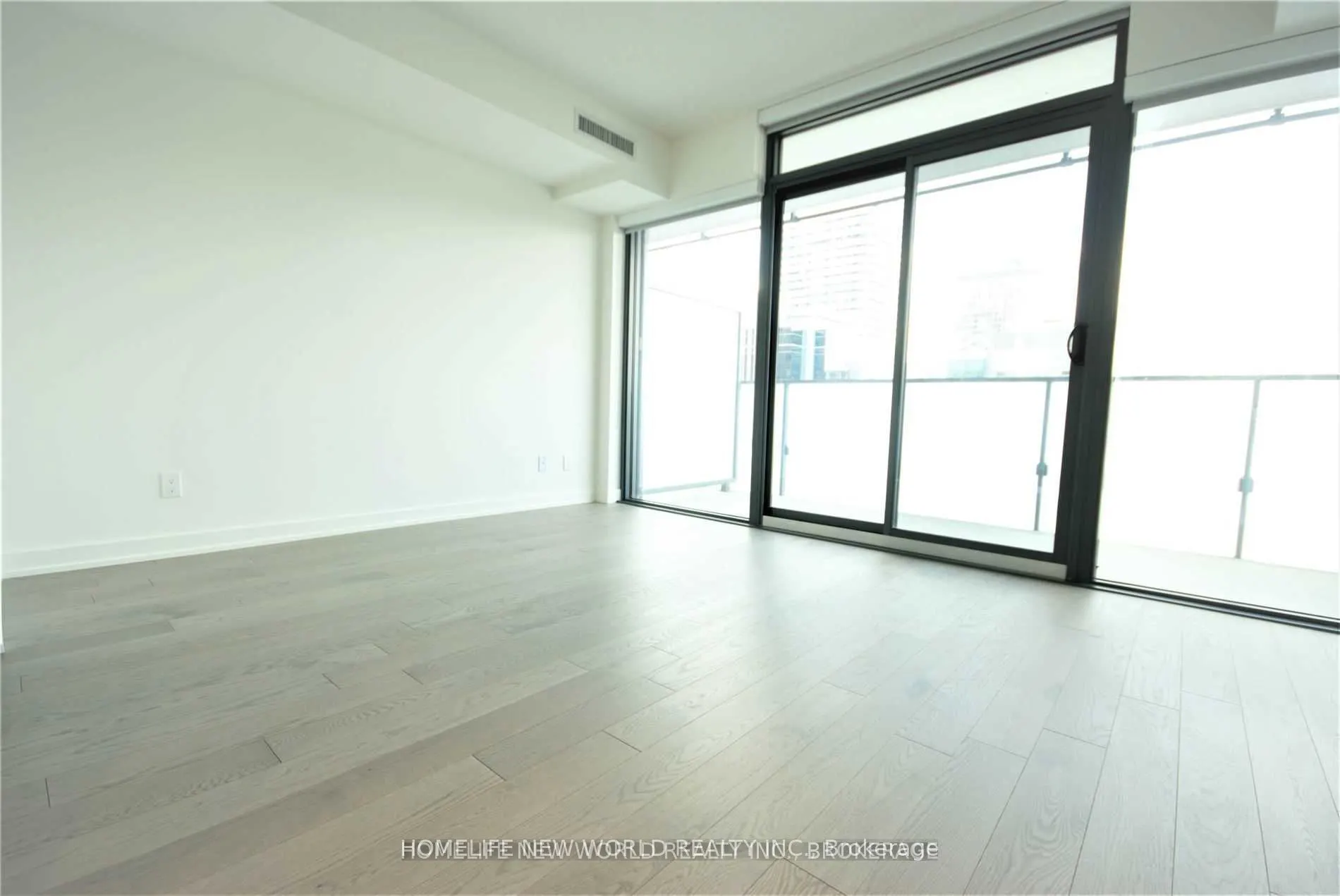 25 Richmond Street E, #2015