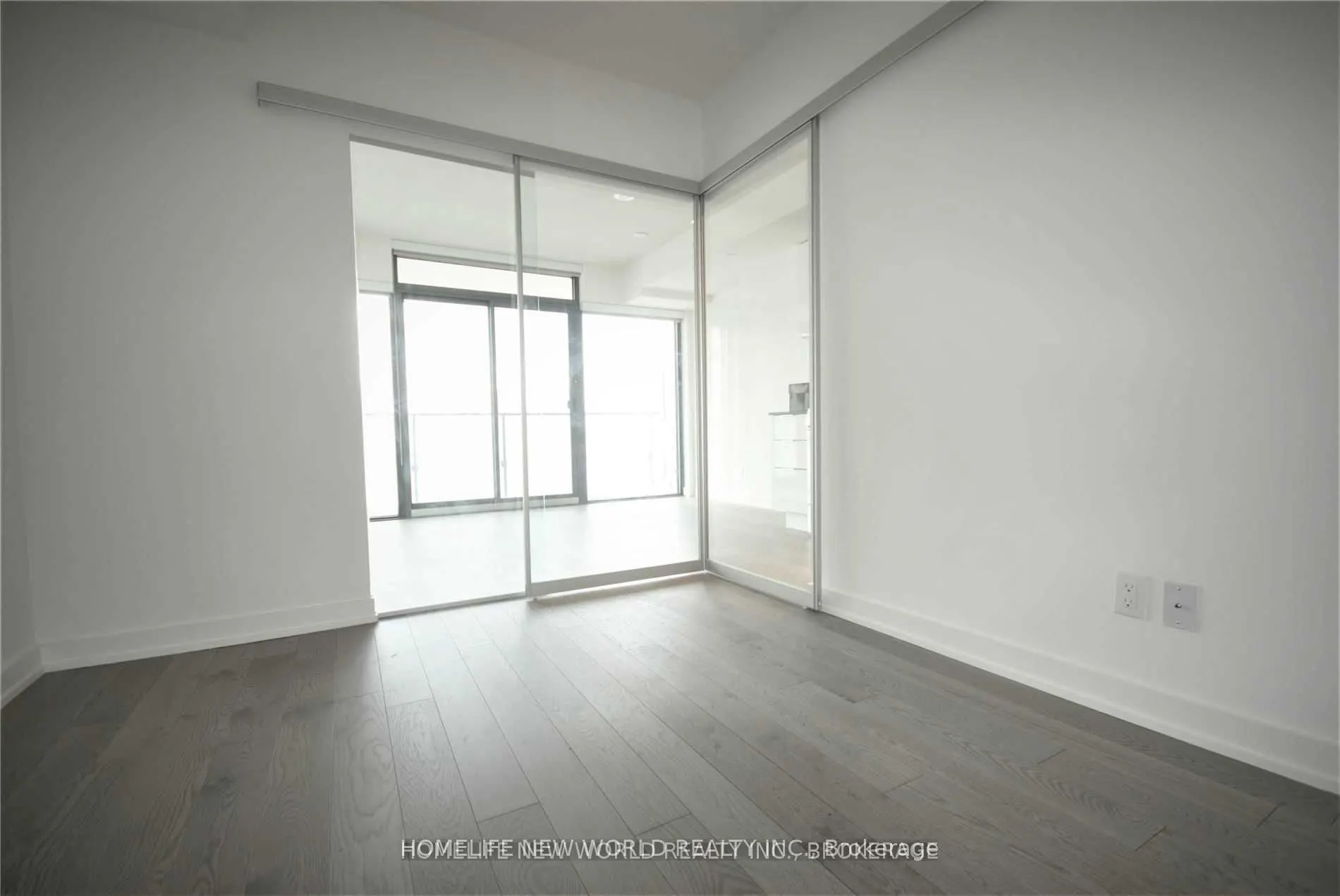 25 Richmond Street E, #2015