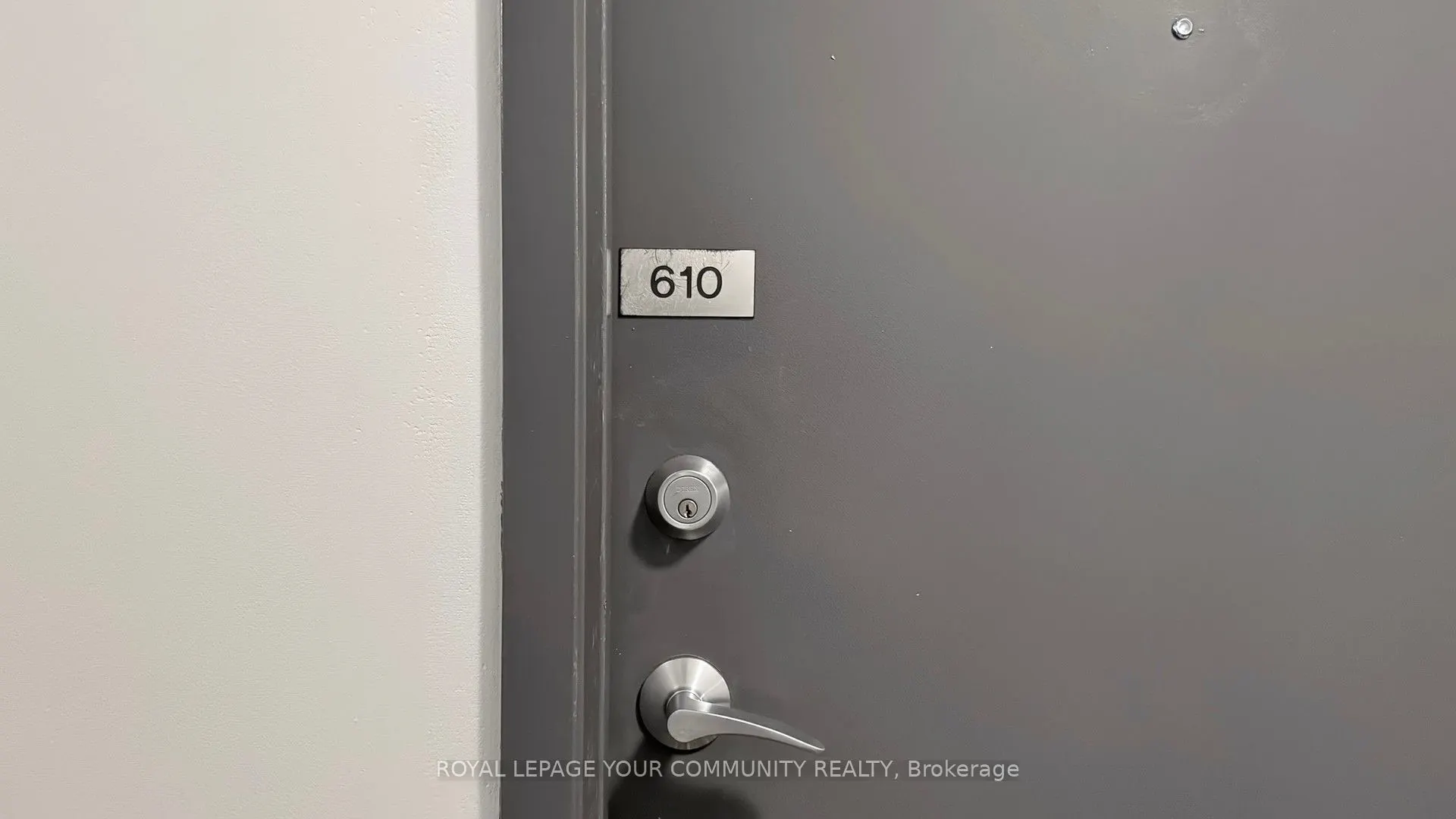 225 wellesley Street, #610