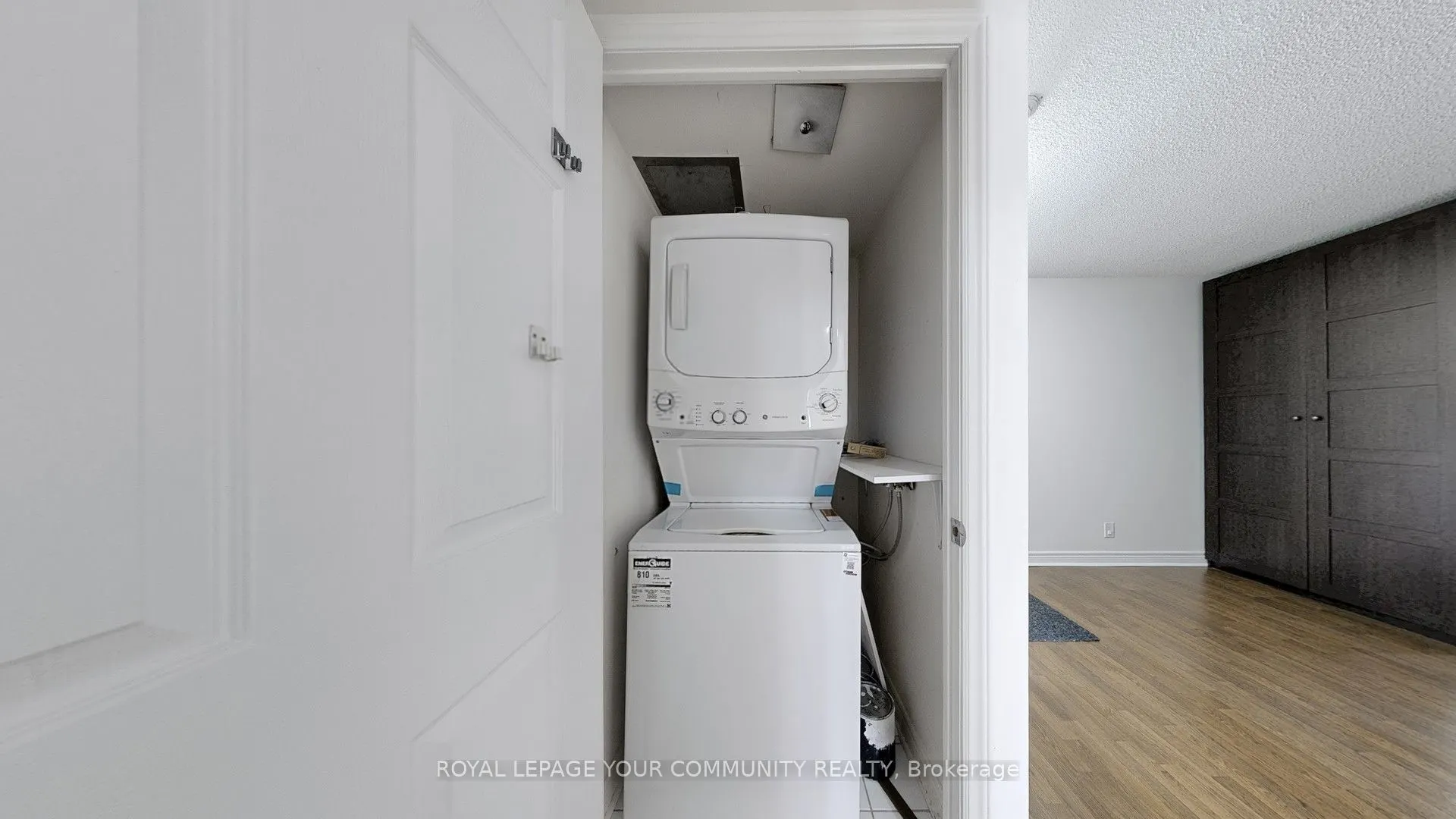 225 wellesley Street, #610