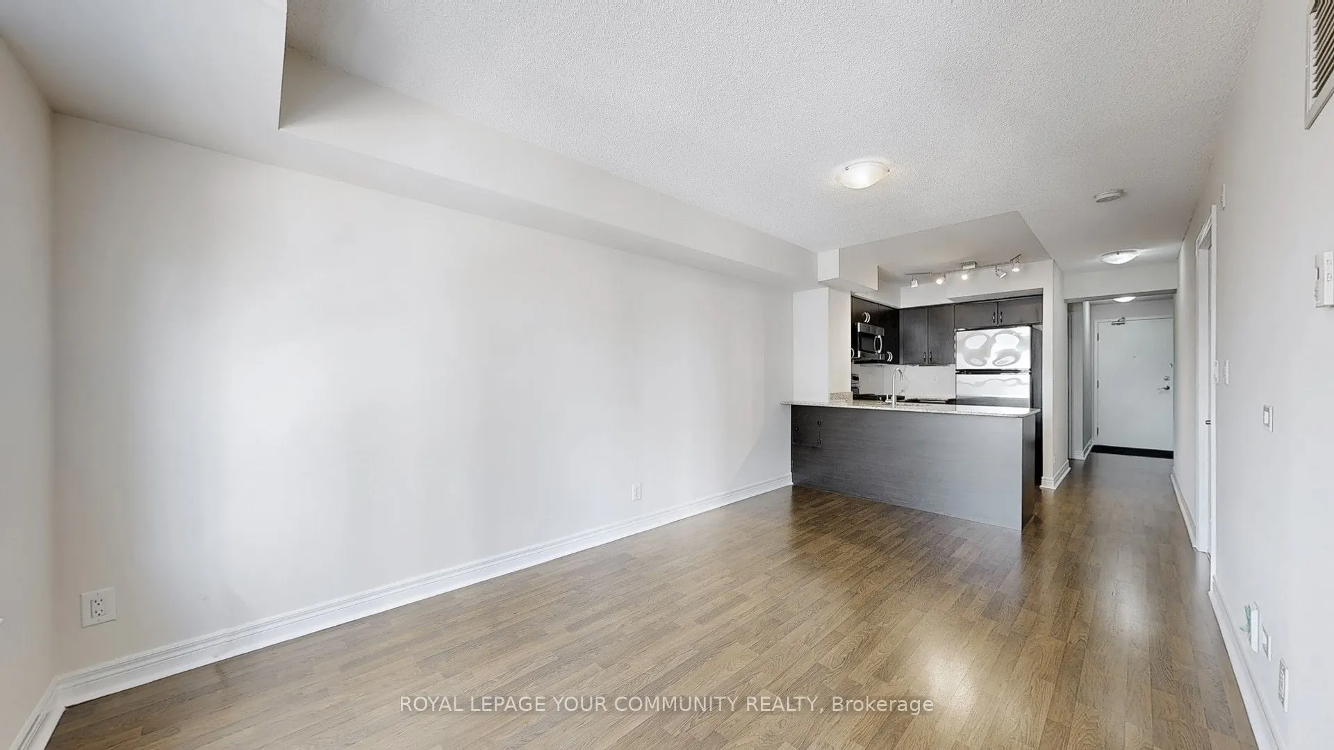 225 wellesley Street, #610