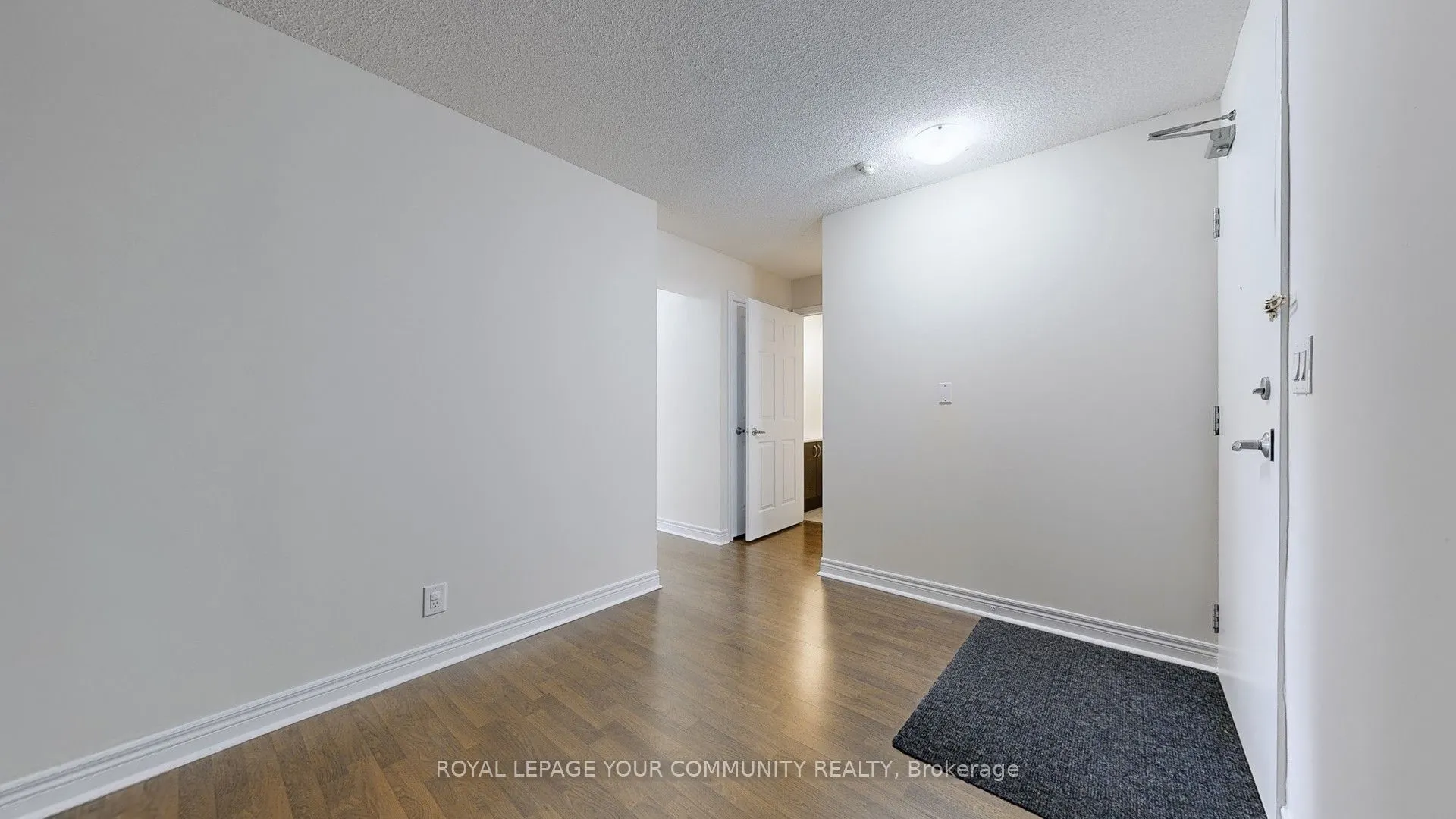 225 wellesley Street, #610