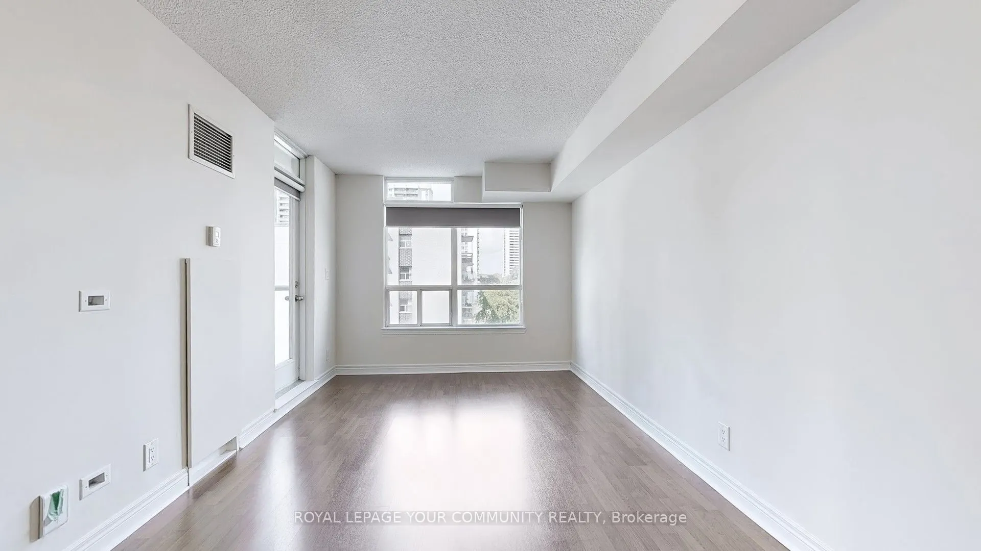 225 wellesley Street, #610
