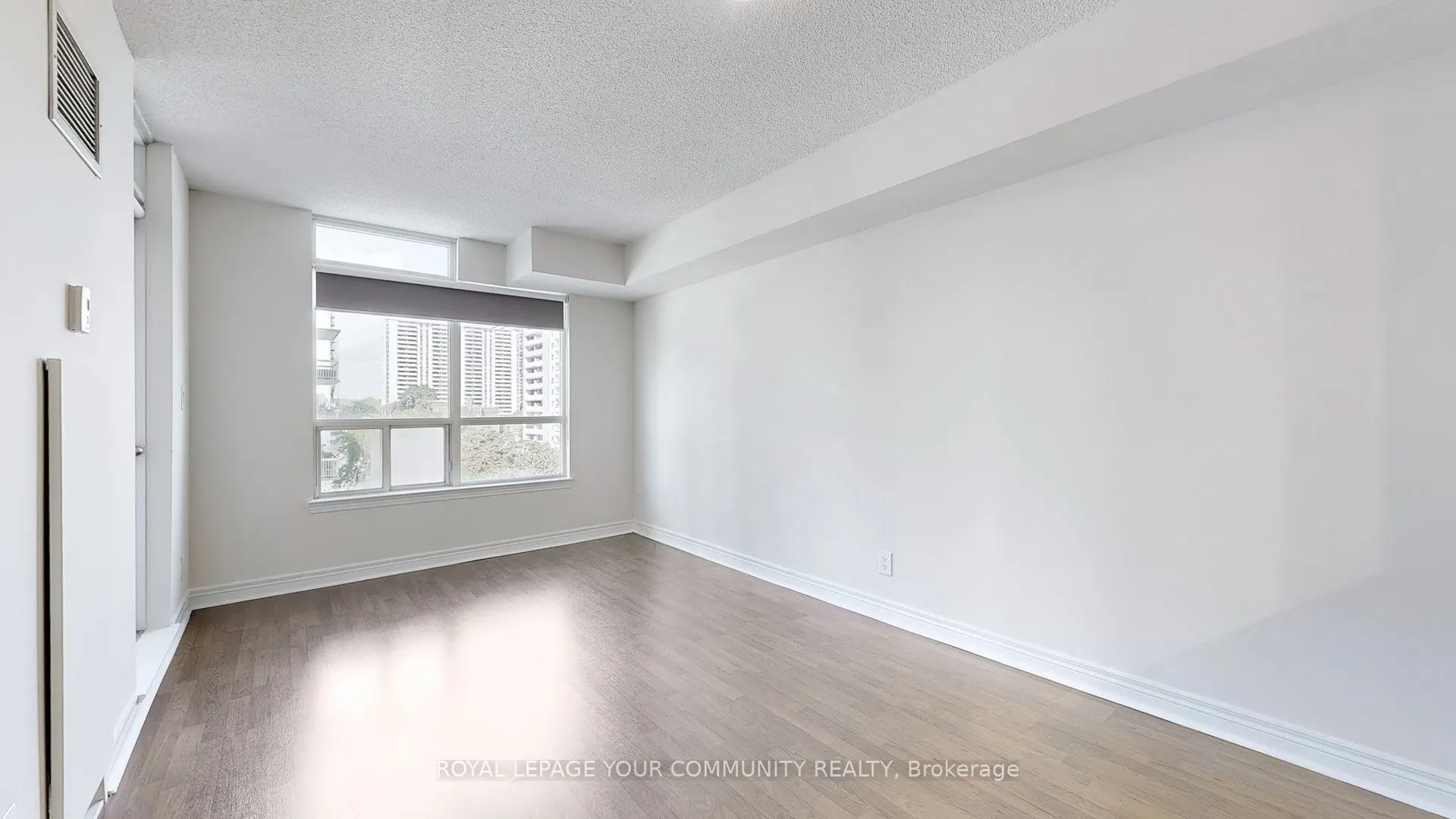 225 wellesley Street, #610