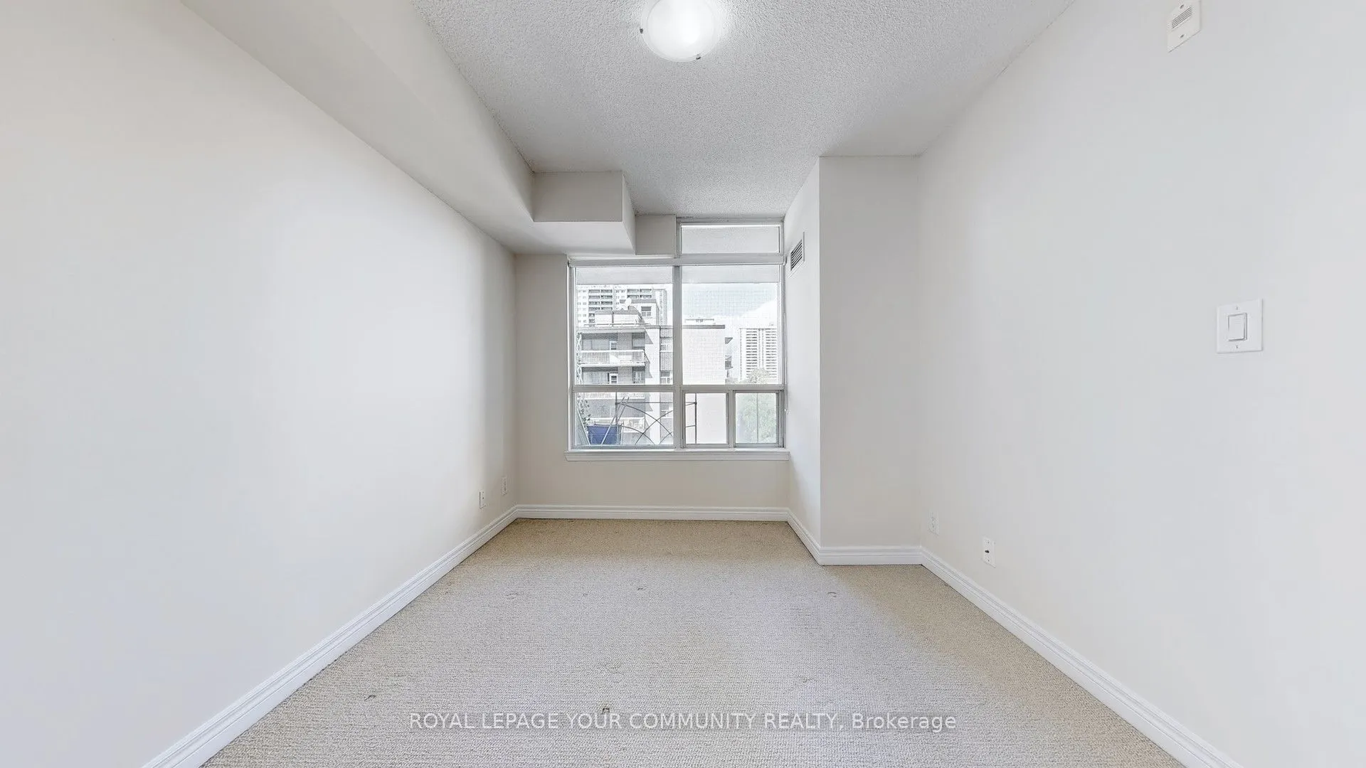 225 wellesley Street, #610