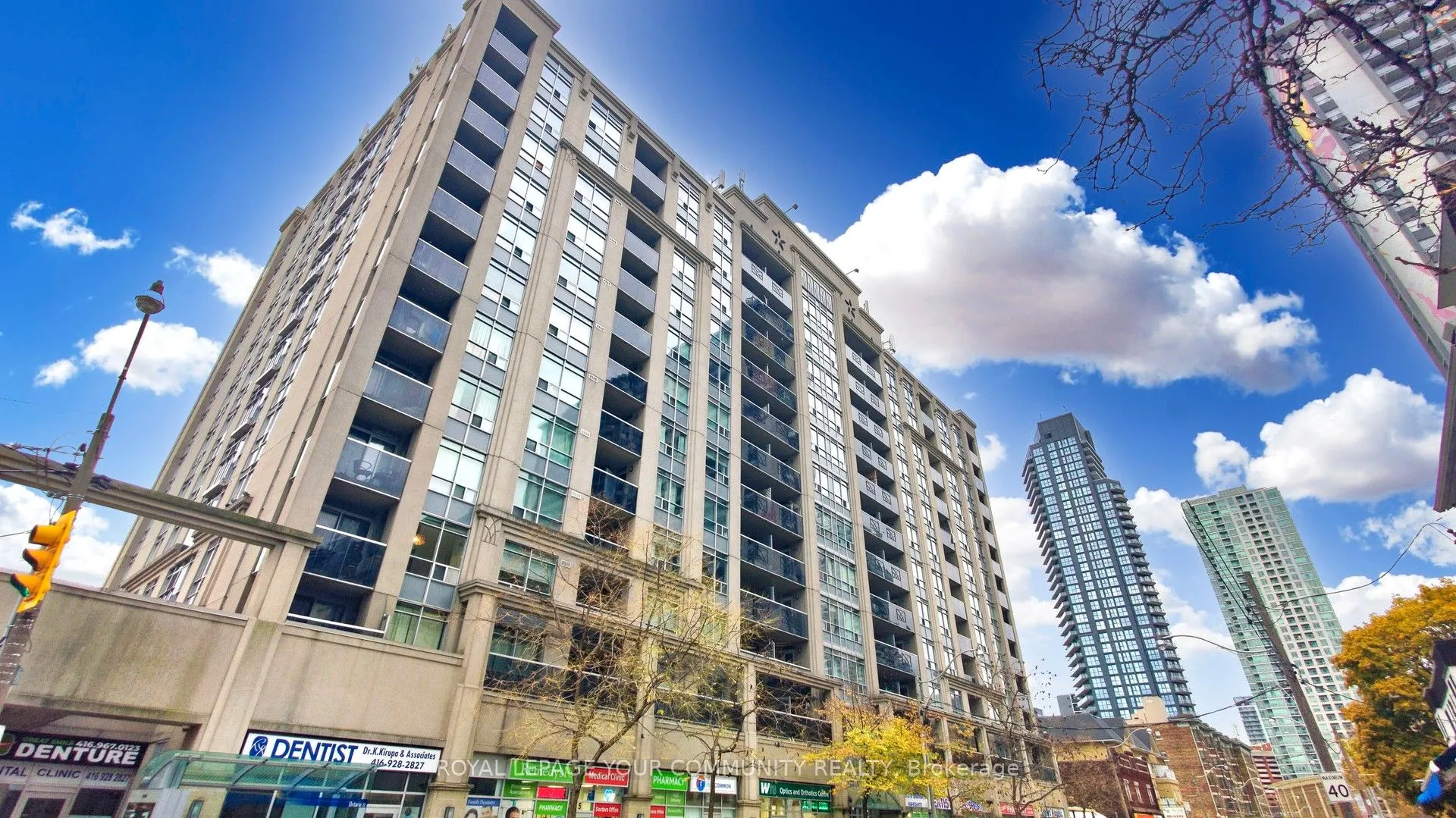 225 wellesley Street, #610