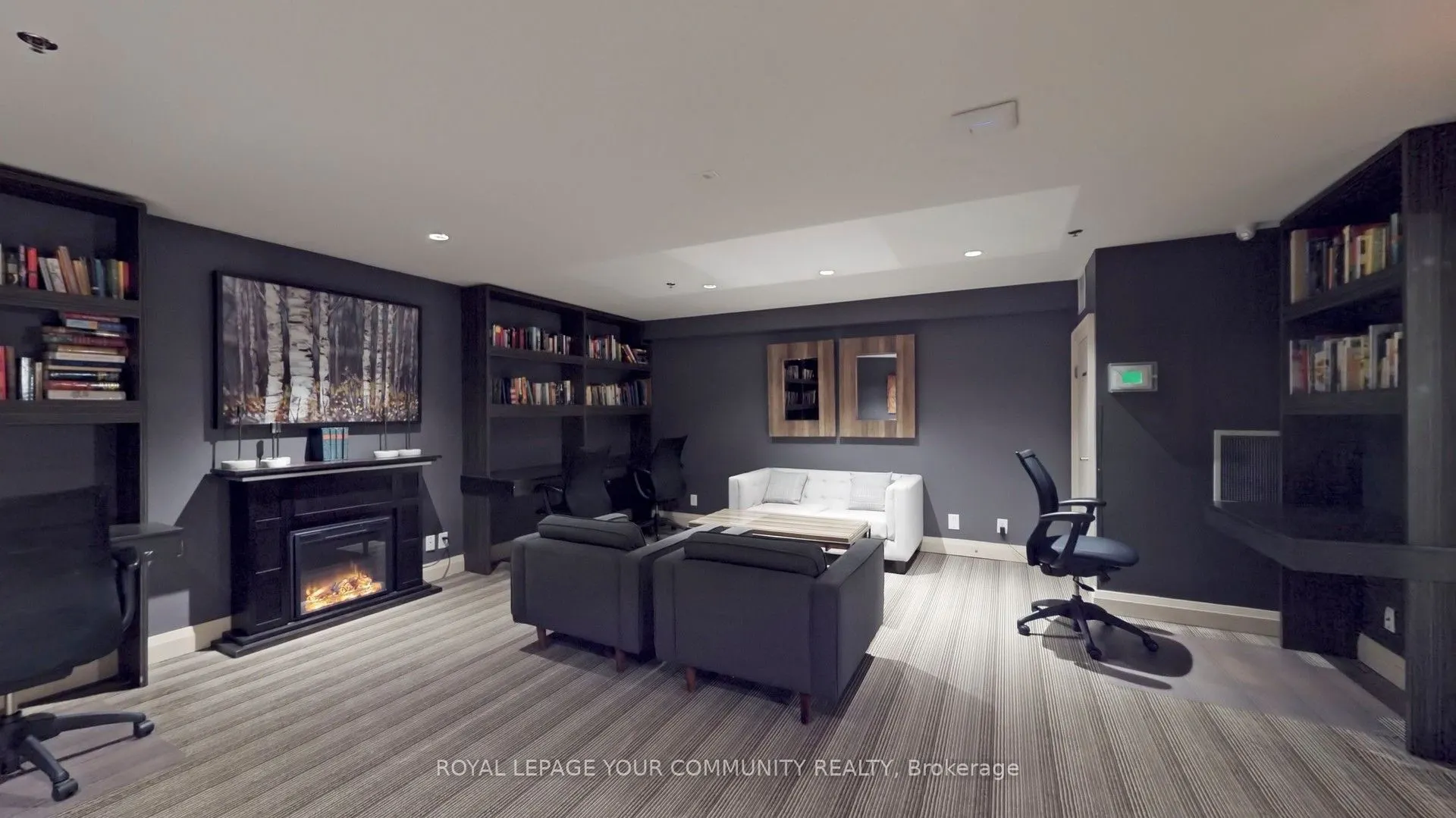 225 wellesley Street, #610