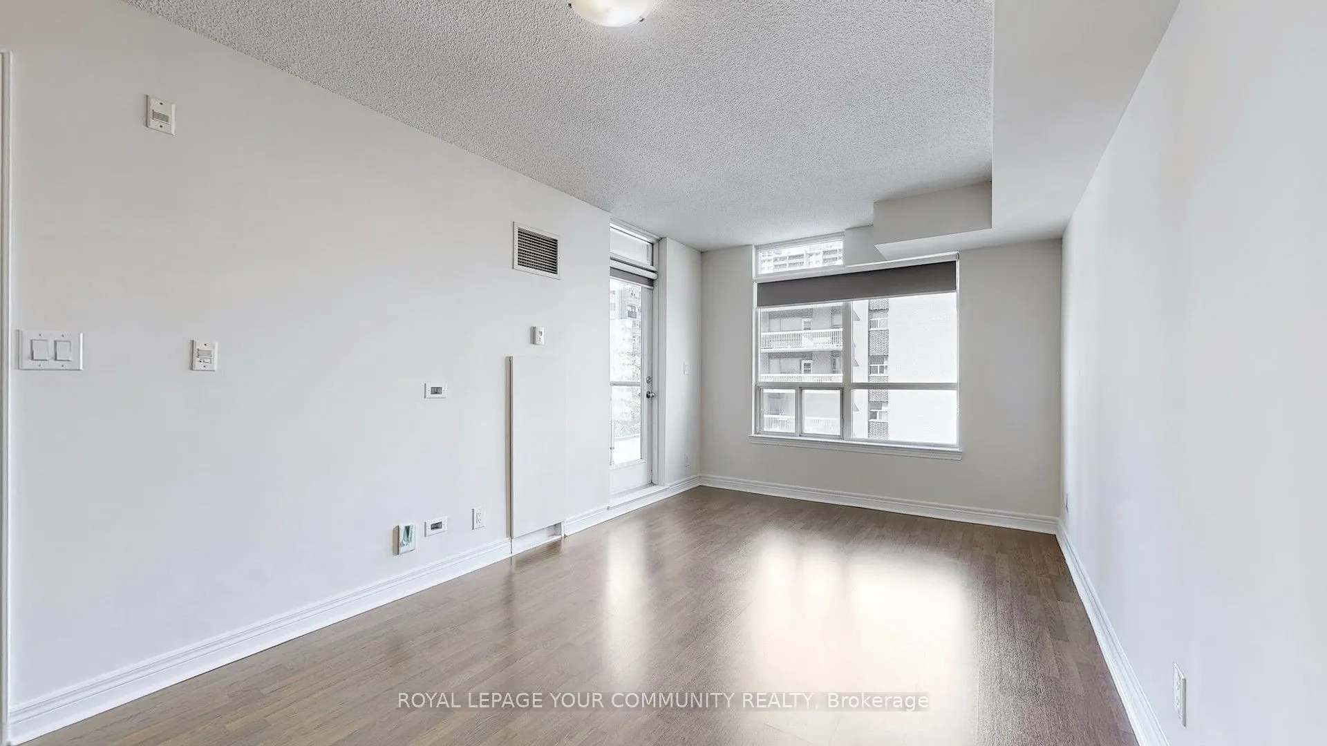 225 wellesley Street, #610