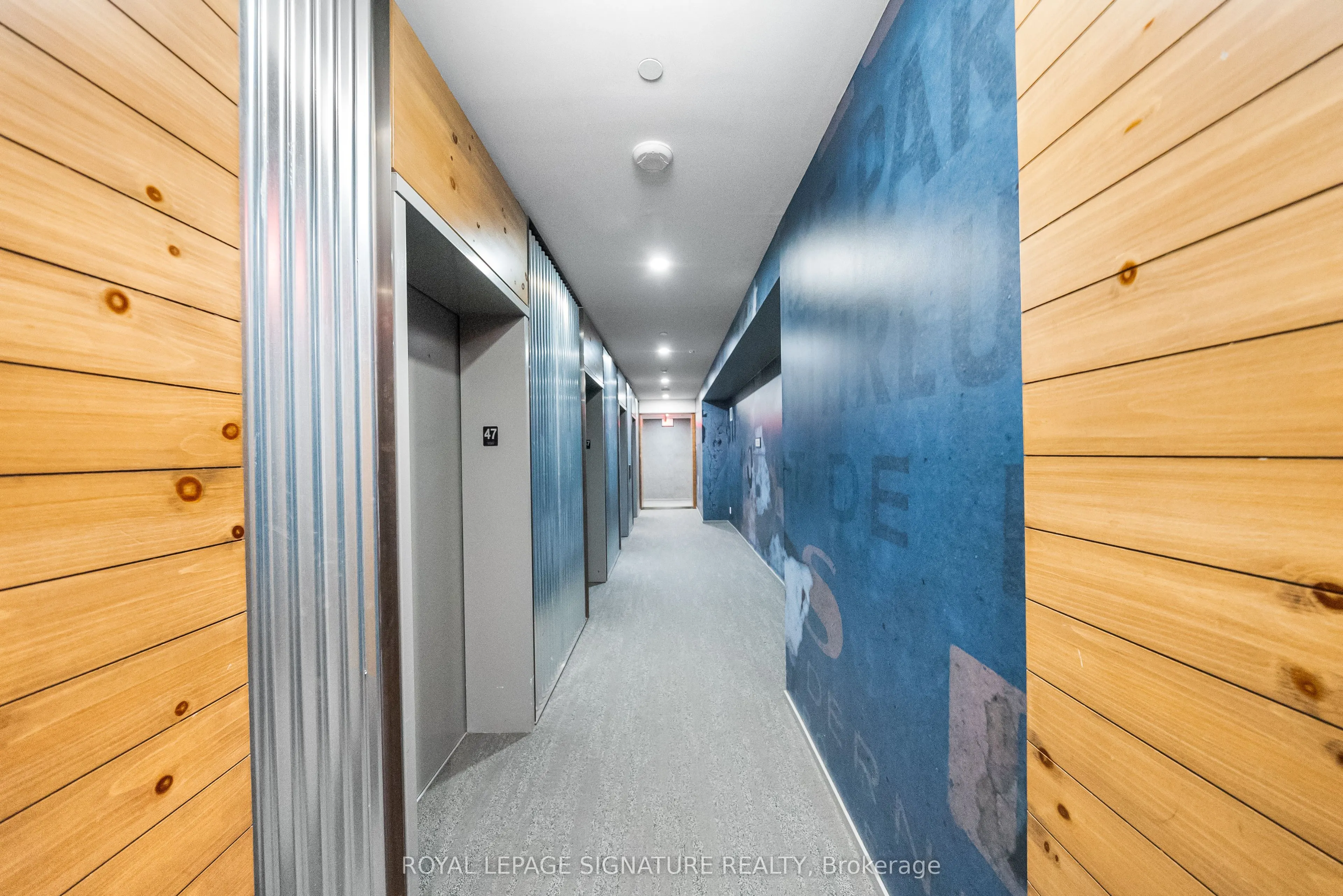 5 St Joseph Street, #4704