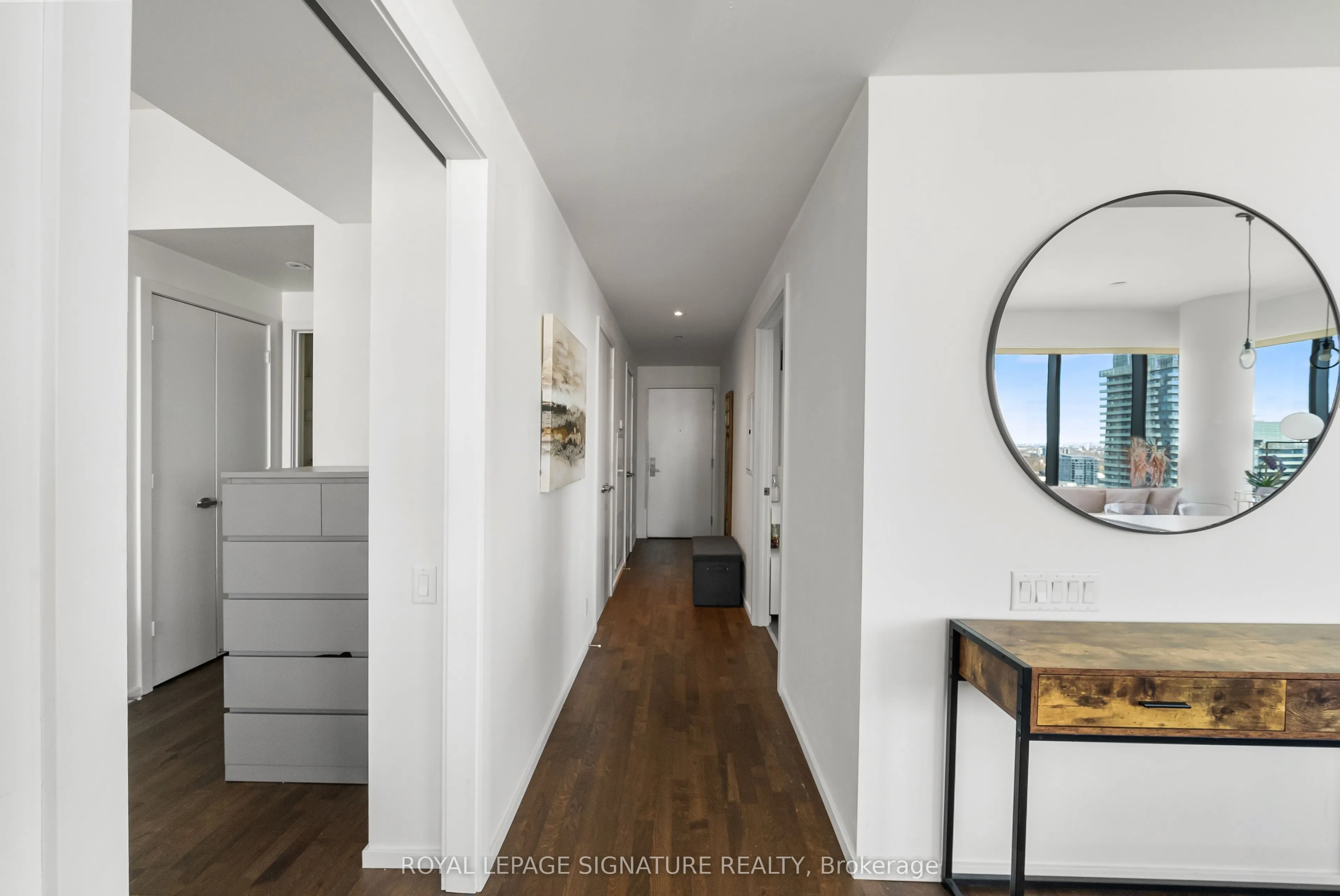 5 St Joseph Street, #4704