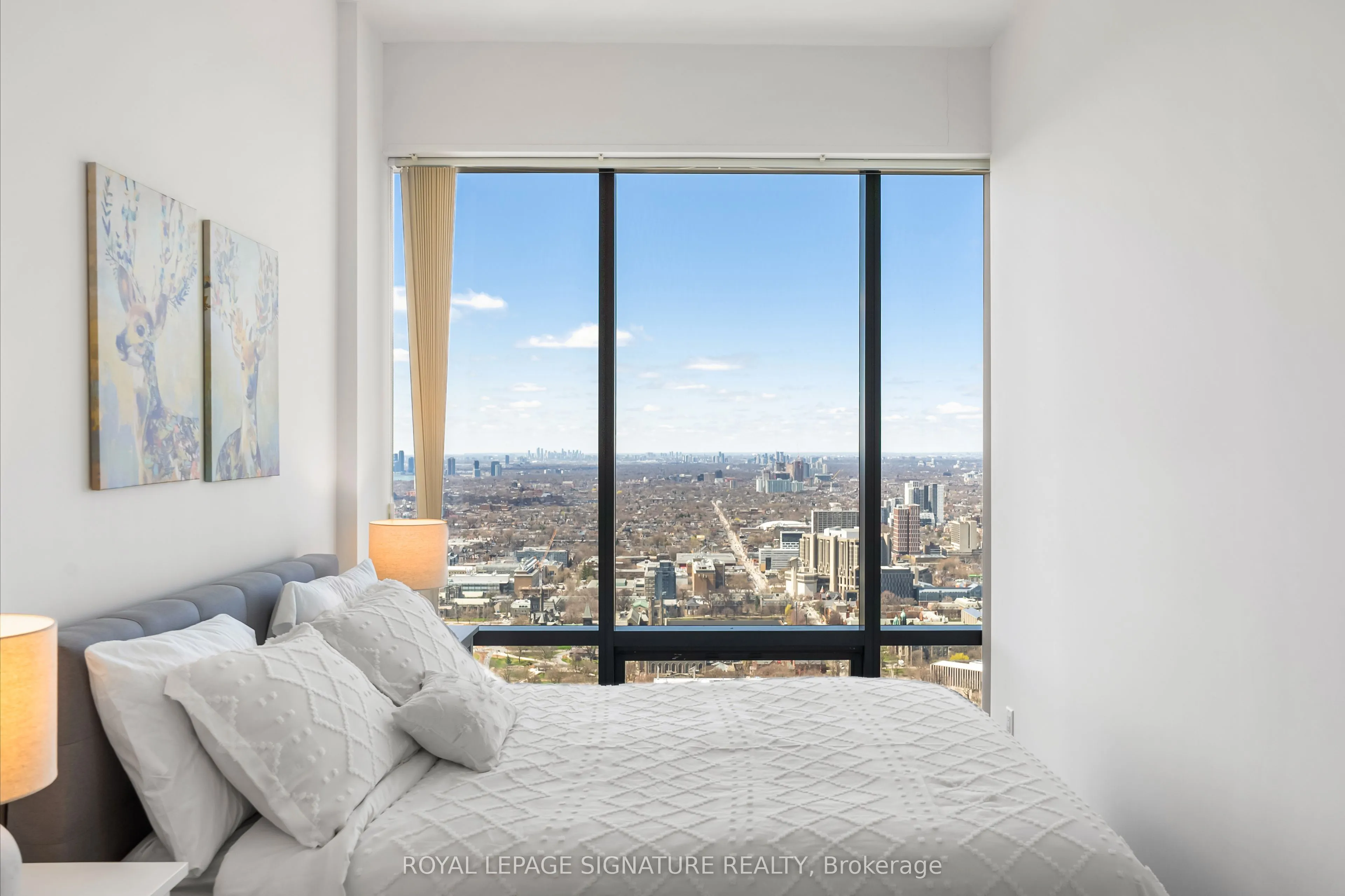 5 St Joseph Street, #4704