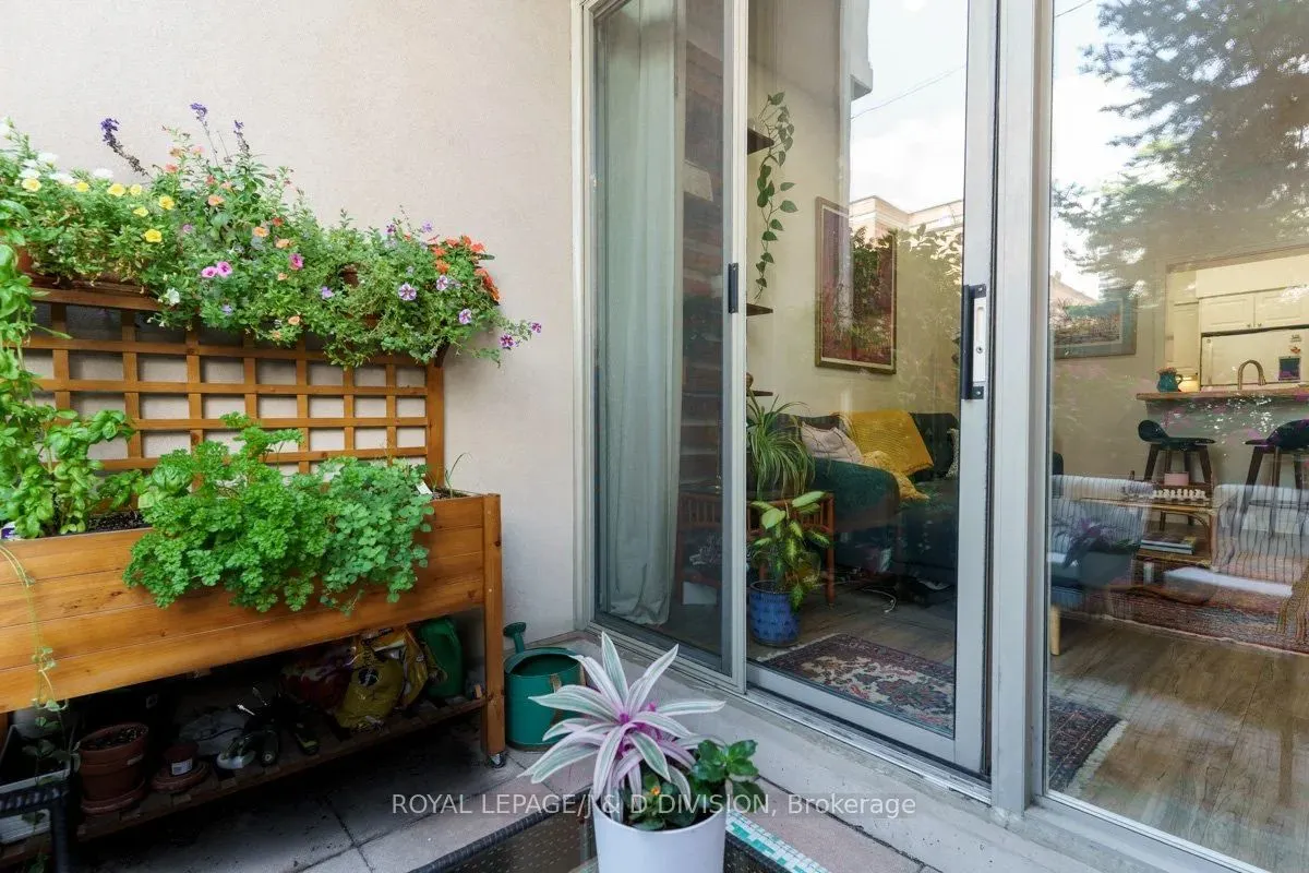 195 Merton Street, #111