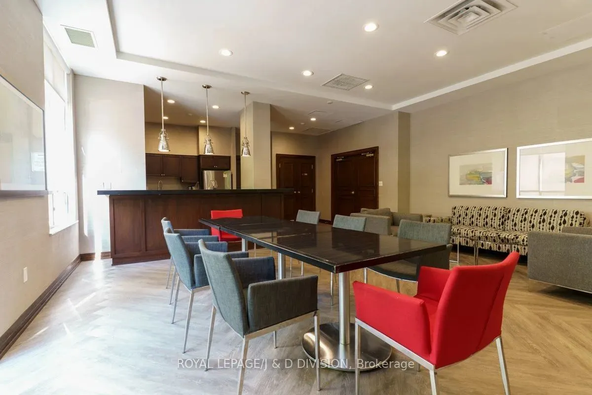 195 Merton Street, #111