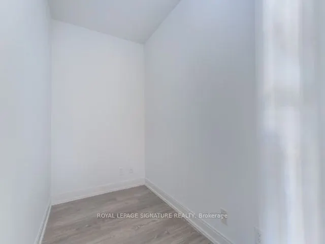 181 Dundas Street E, #3215