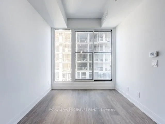 181 Dundas Street E, #3215
